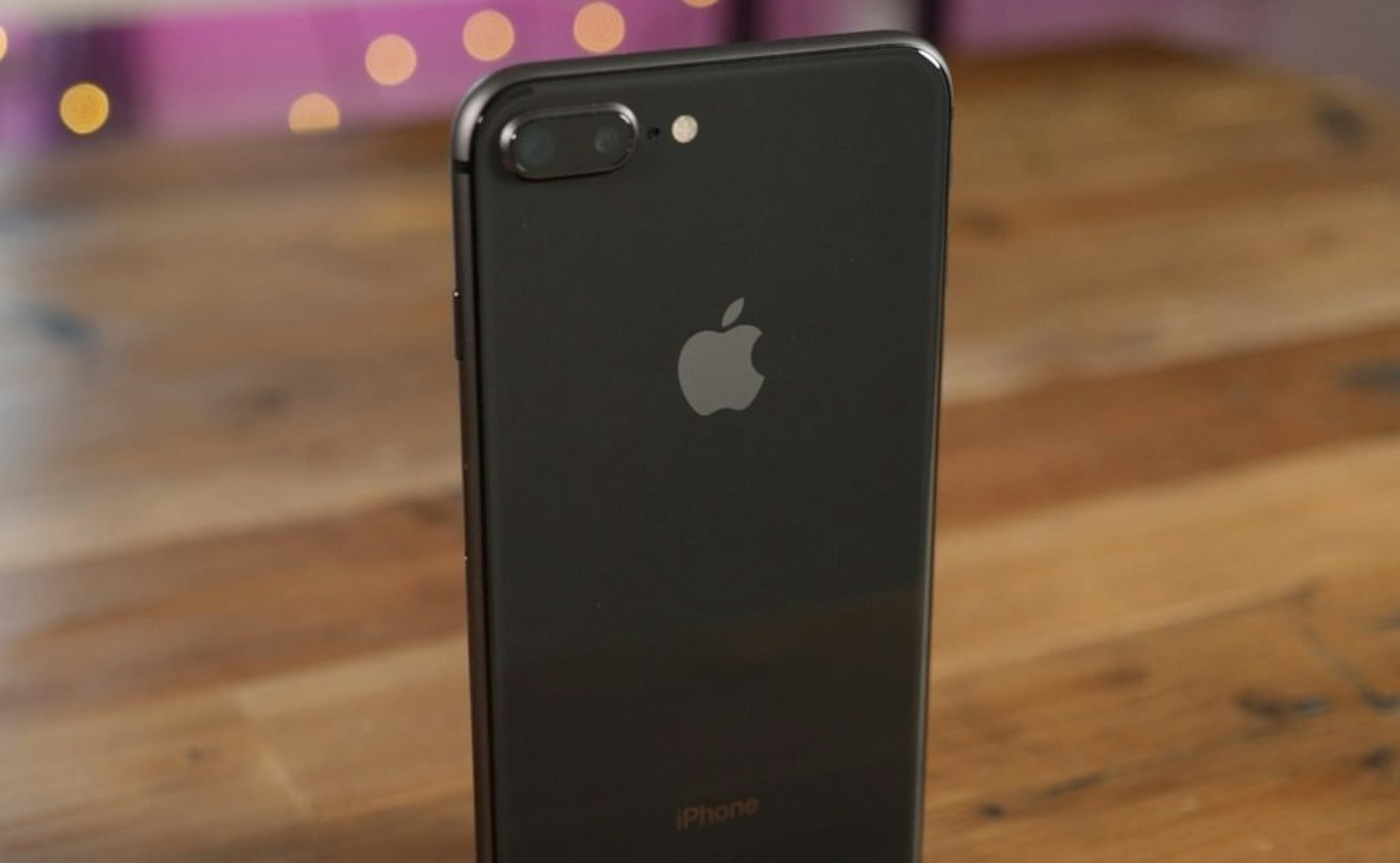是蘋果財報創新高 70%營收源自iPhone，但銷售數量卻下滑…這篇文章的首圖