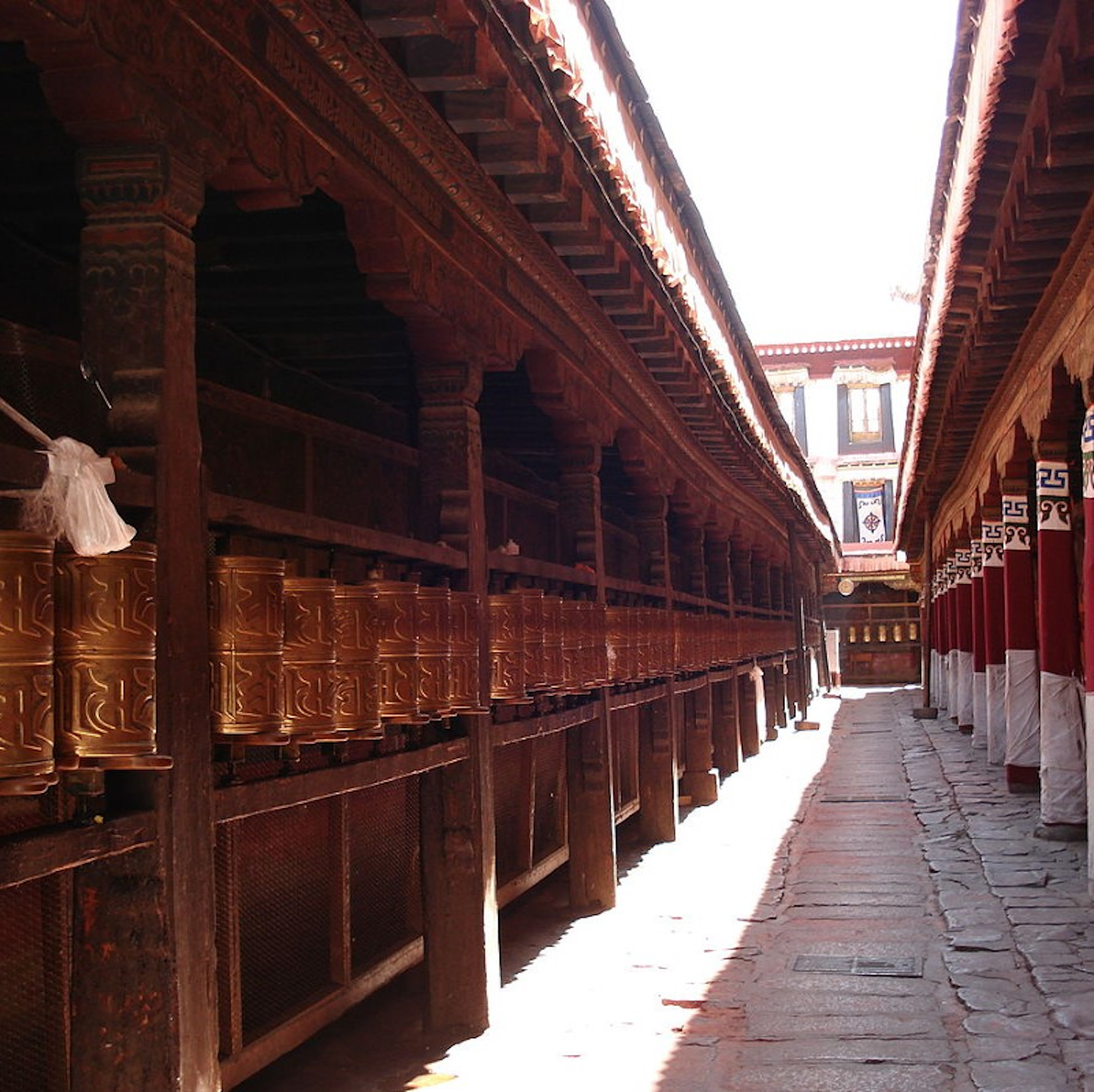 是大昭寺險毀於祝融，古代建築如何防火？這篇文章的首圖