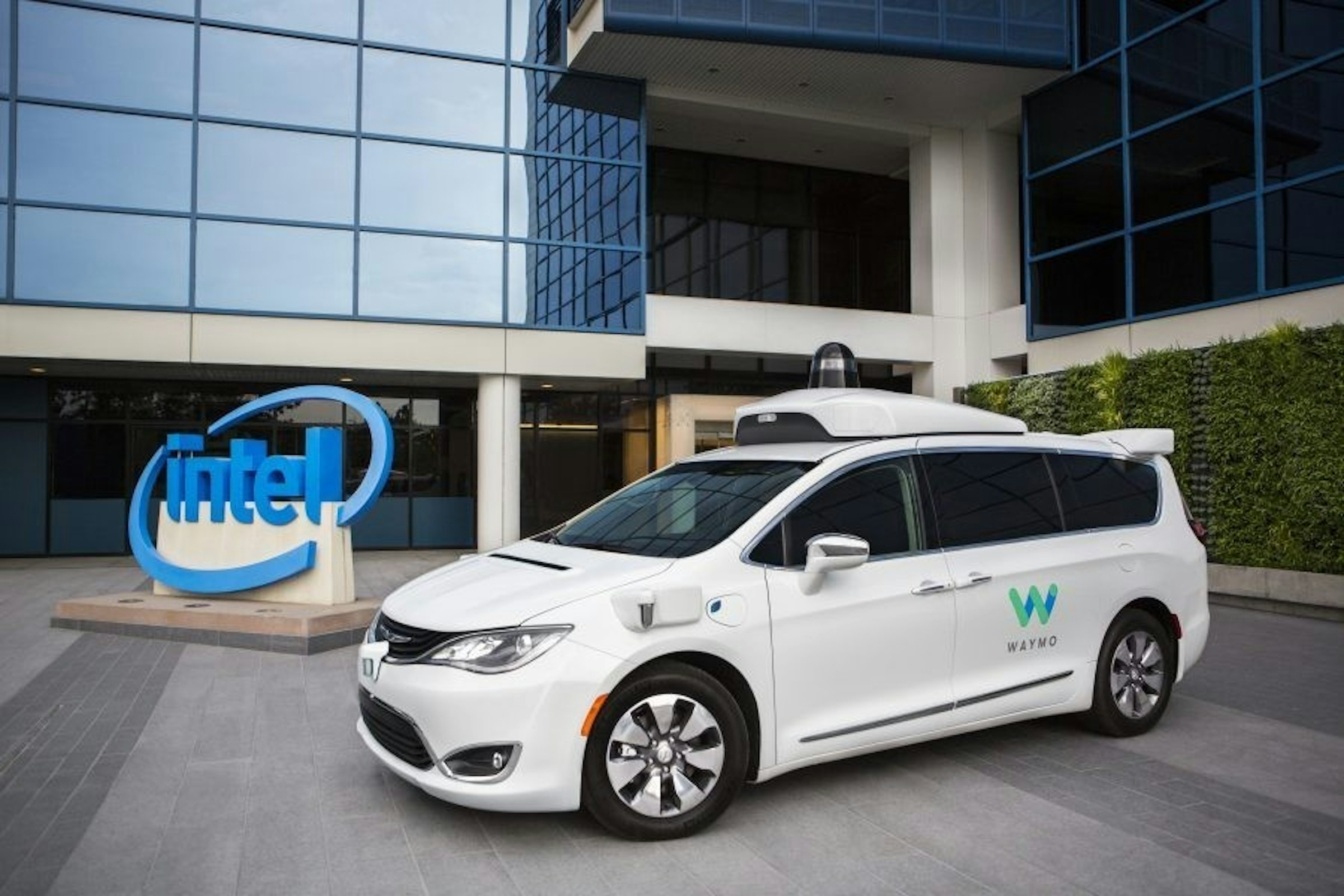 是兩強聯手 Intel、Waymo合作打造等級更高的全自動駕駛車輛這篇文章的首圖