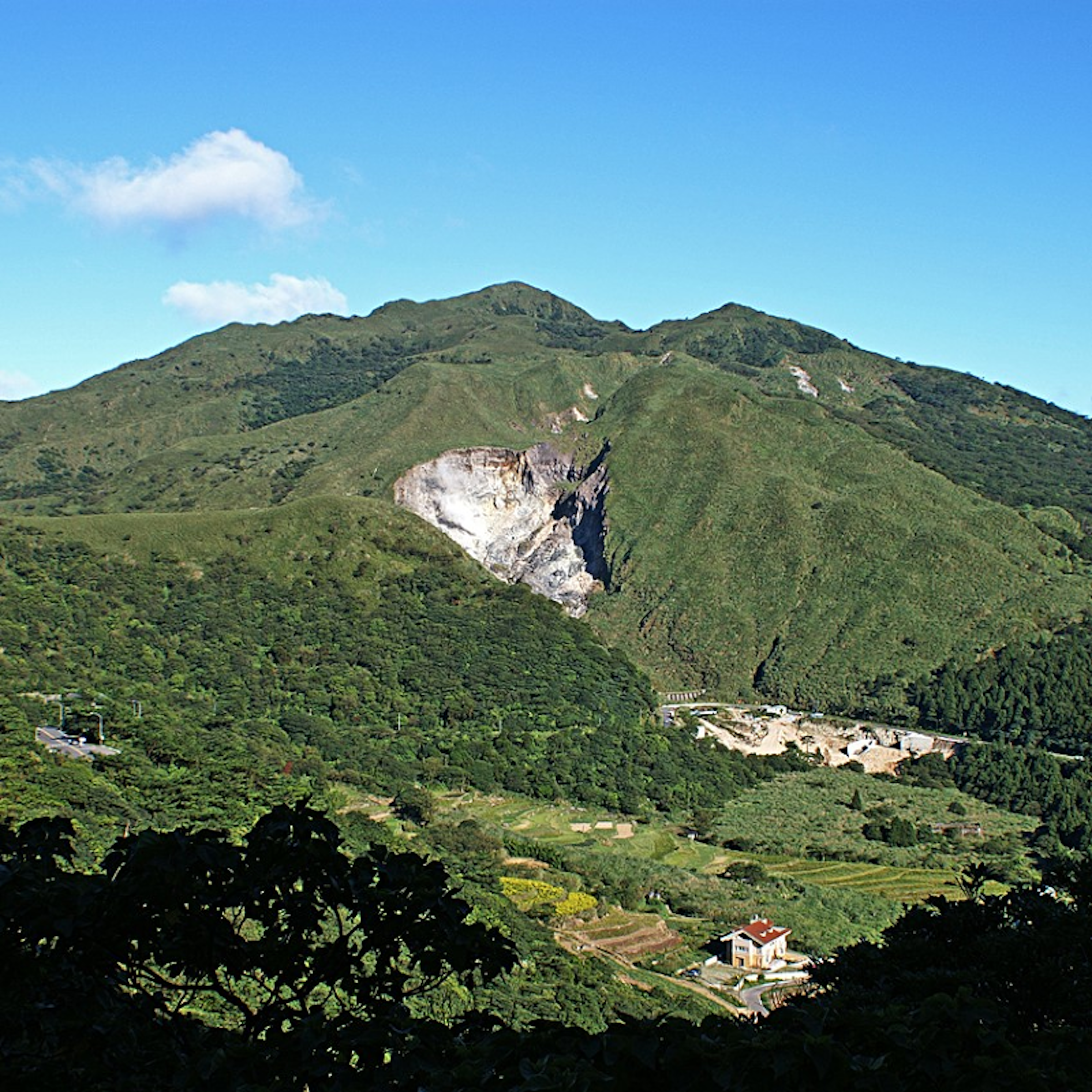 是七星山冒白煙烏龍一場，我們該擔心大屯火山群嗎？這篇文章的首圖