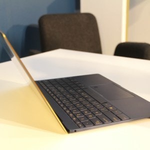 是ZenBook 3全系列登台 追加皇家藍、石英灰配色的第16張圖