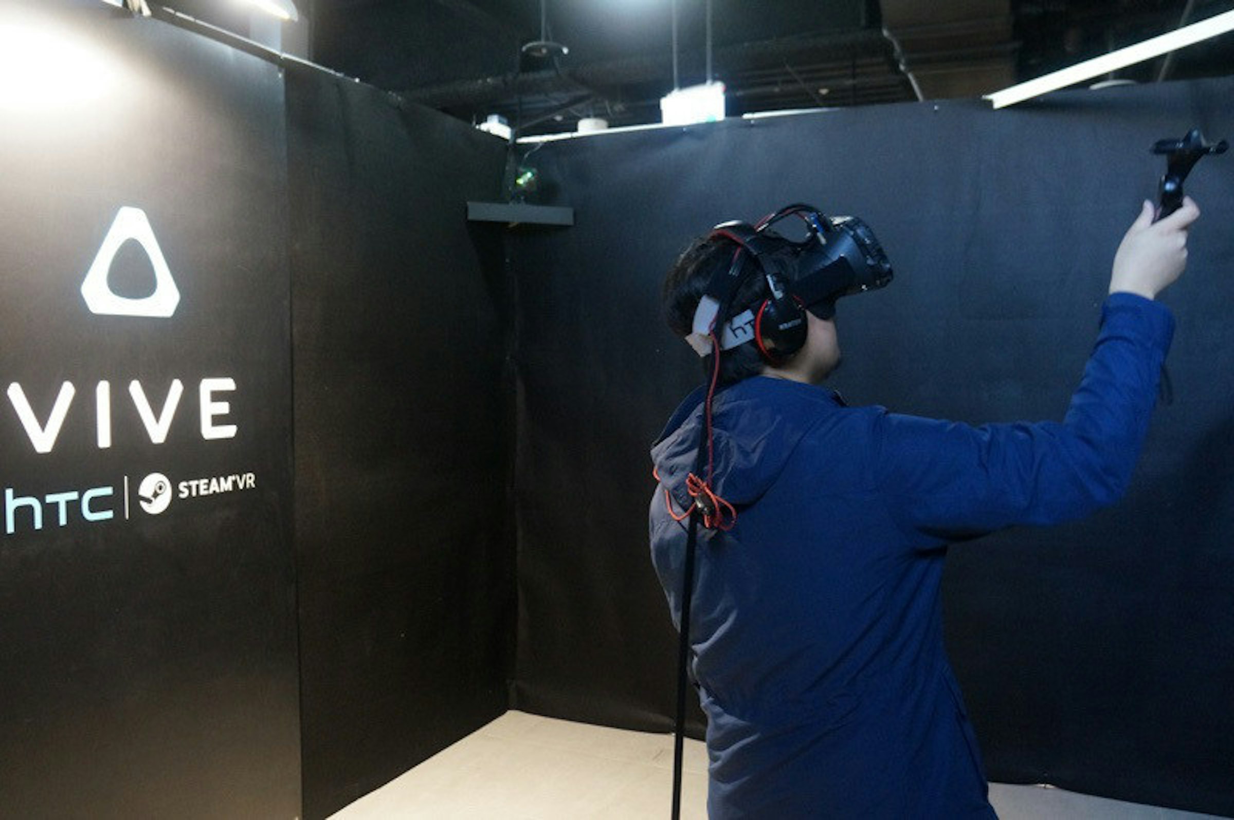 是HTC VIVE本週開放體驗 電玩展將以新版本呈現這篇文章的首圖