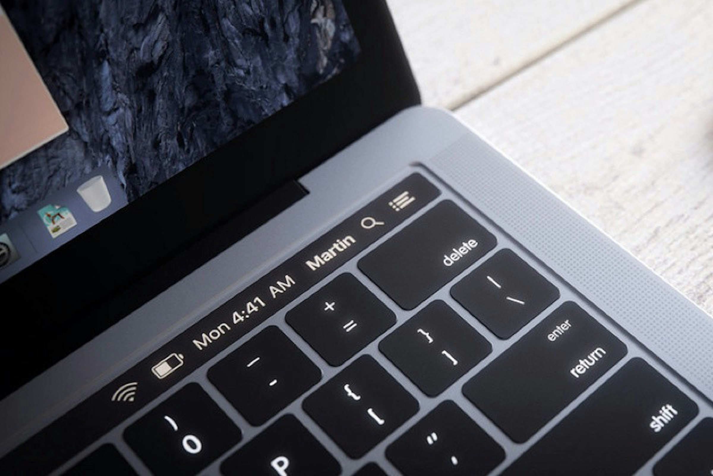 是消息指稱新款MacBook將在電源鍵導入Touch ID功能這篇文章的首圖