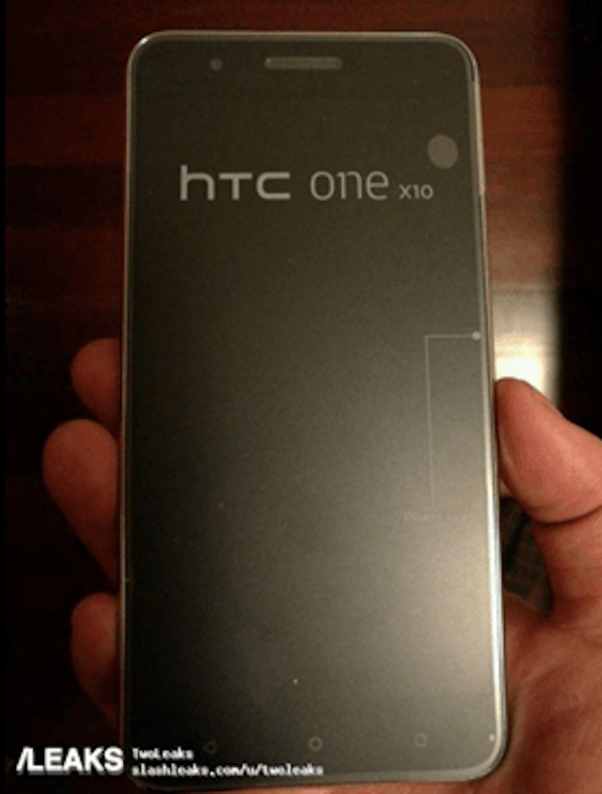 是硬是要學科技新知：HTC 又一新機曝光！ HTC One X10 實機照片流出，傳將於 MWC 發表這篇文章的首圖
