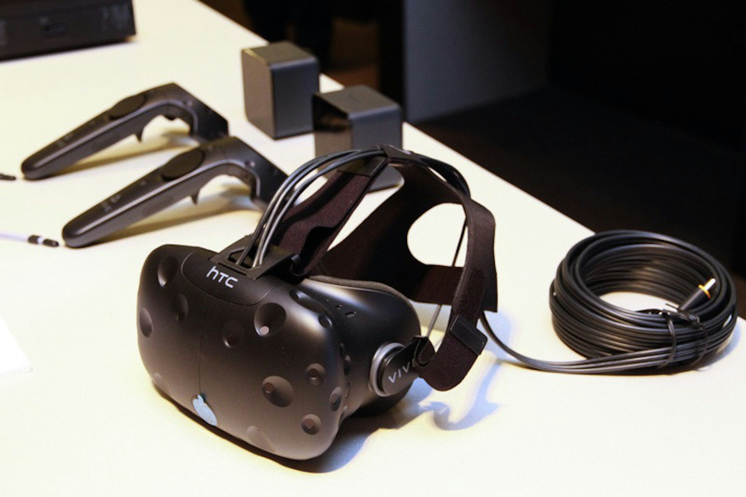 是百聞不如一見 HTC VIVE開放在地通路銷售、體驗這篇文章的首圖