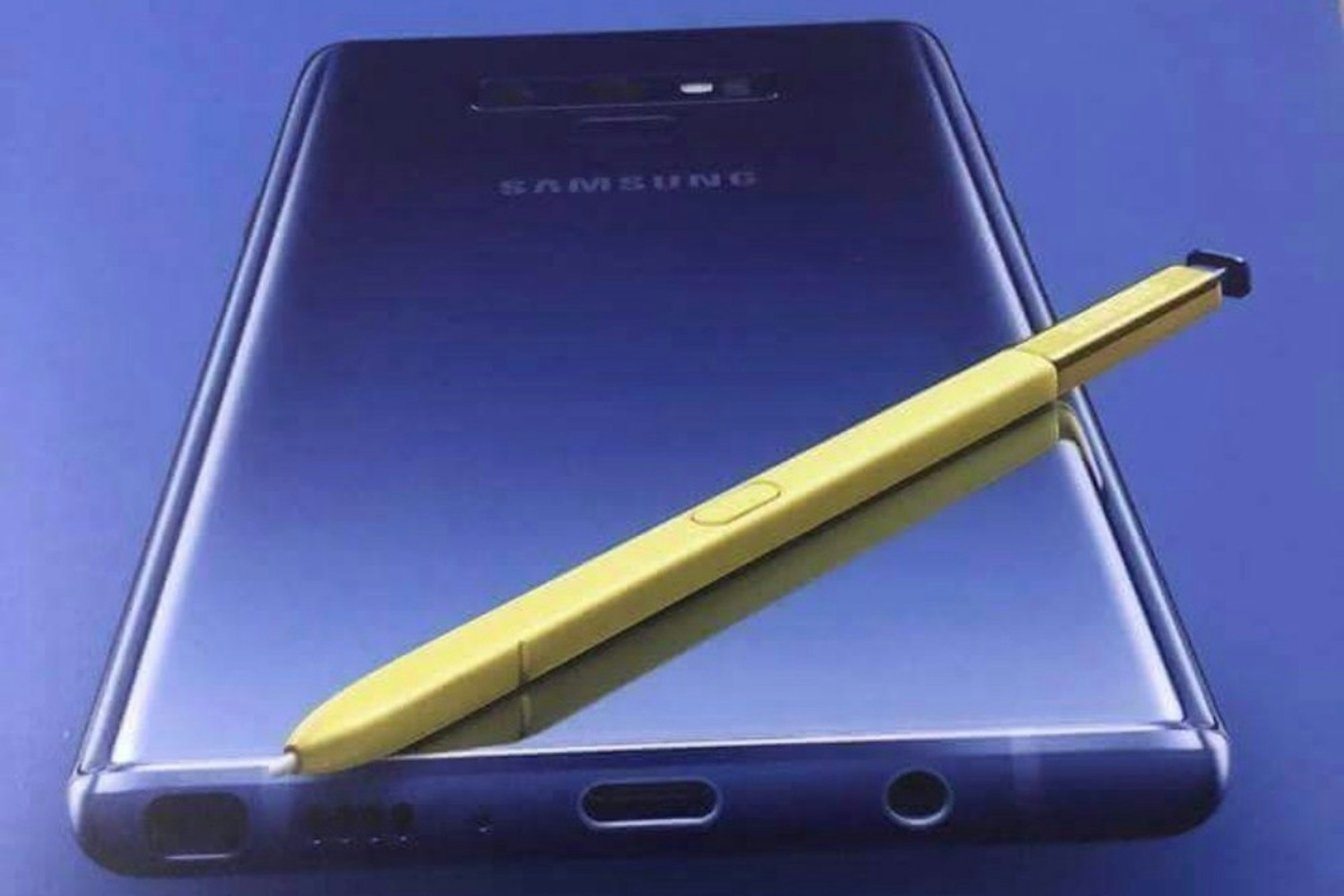 是Galaxy Note 9將搭載4000mAh電量、三星推新款雙座無線充電配件這篇文章的首圖