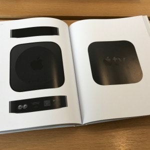 是蘋果設計書《Designed by Apple in California》快速動手翻 收錄各項經典產品的第34張圖