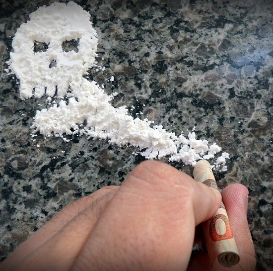 是防校園染毒,歐陽龍提學生驗血驗尿惹議!的第2張圖