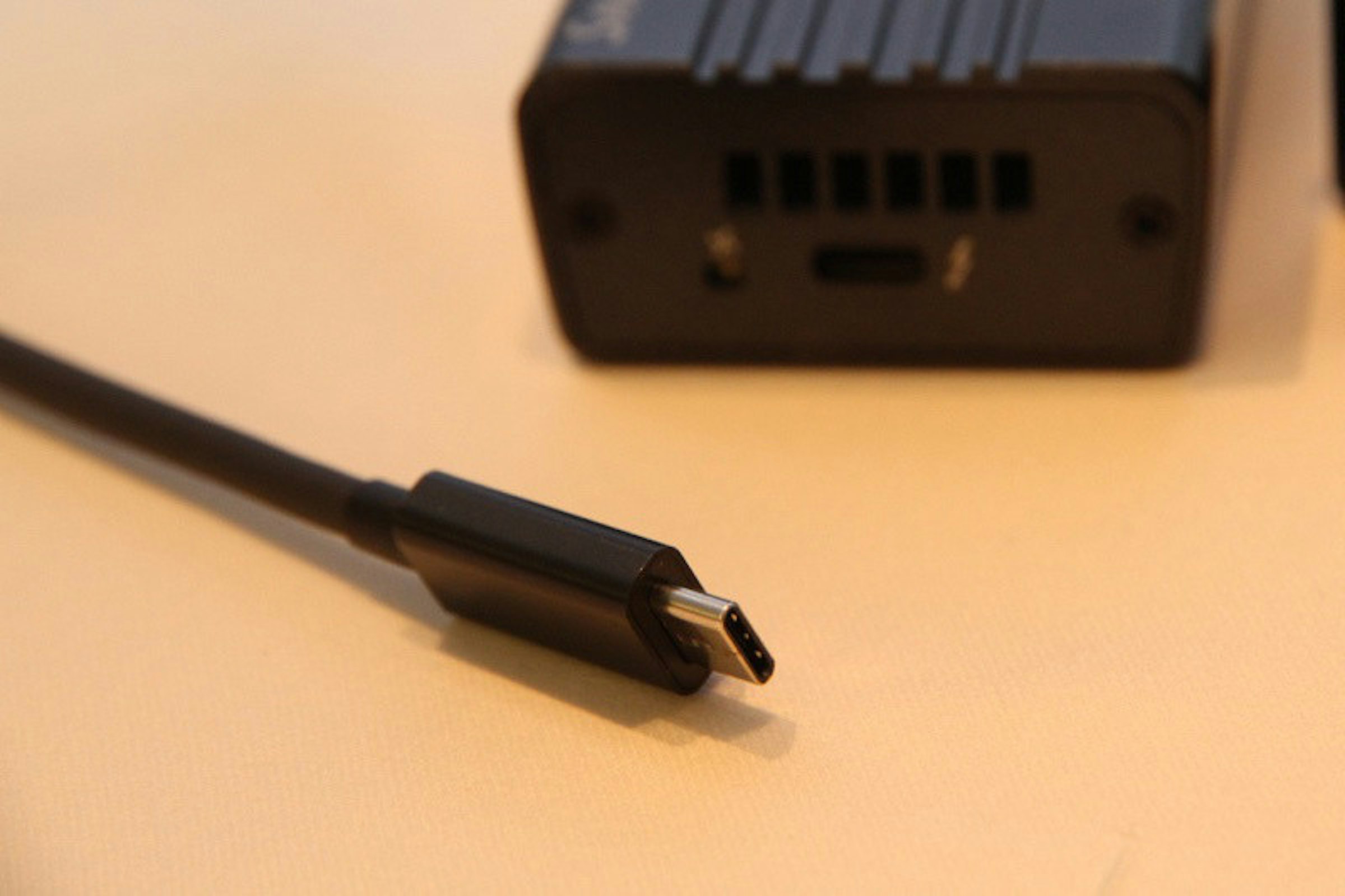 是Thunderbolt 3屆滿一年 帶來更多應用可能這篇文章的首圖