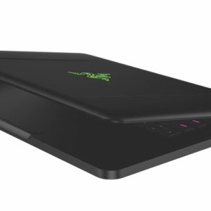 是Razer更新Blade系列筆電 同步推出無線版ManO』War 7.1耳機的第20張圖