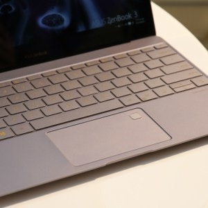 是ZenBook 3全系列登台 追加皇家藍、石英灰配色的第22張圖