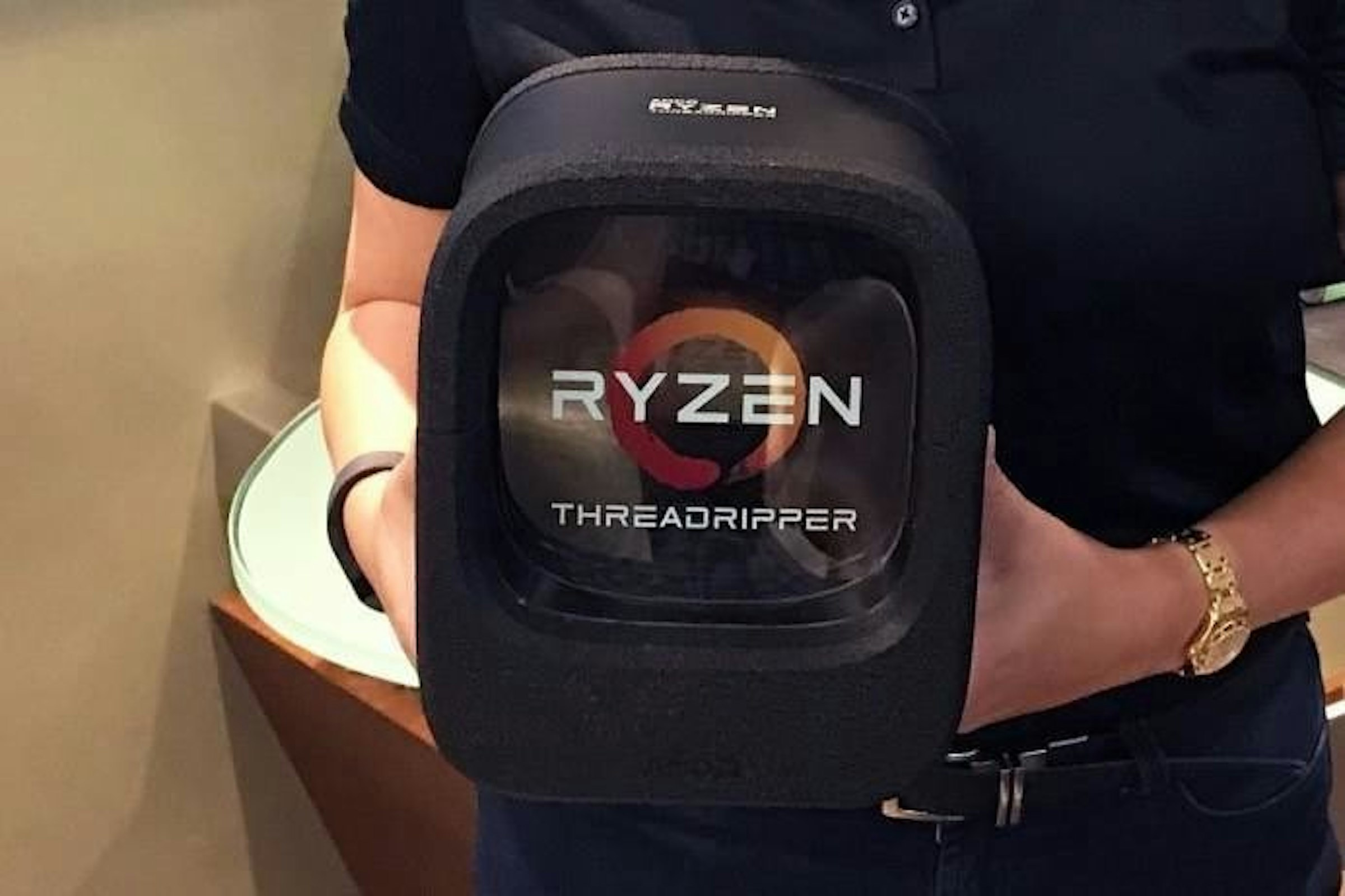 是AMD ThreadRipper系列高階處理器價格揭曉 8/10正式推出這篇文章的首圖
