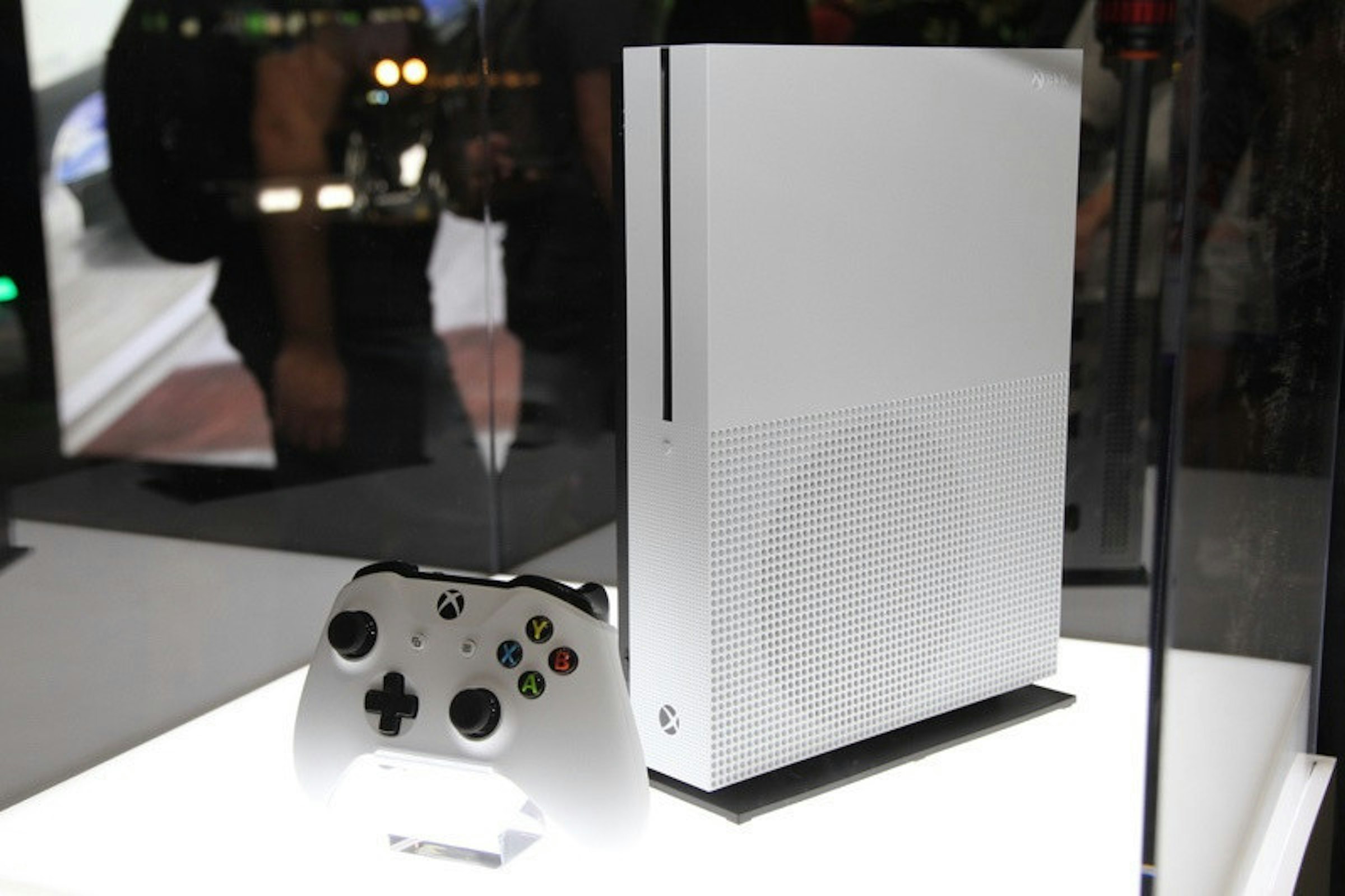 是Xbox One S確定8/2開賣 台灣仍未確認上市時間這篇文章的首圖