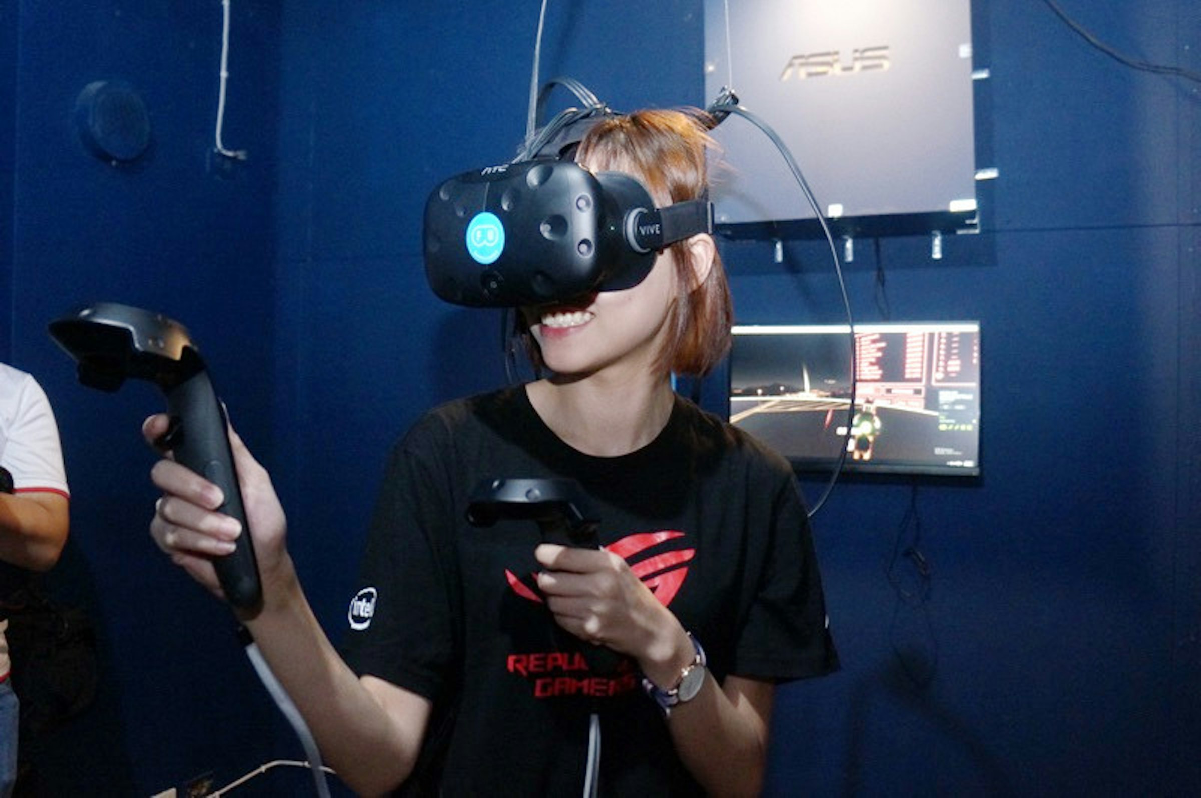 是與華碩合作 業者打造全台首間虛擬實境網咖這篇文章的首圖