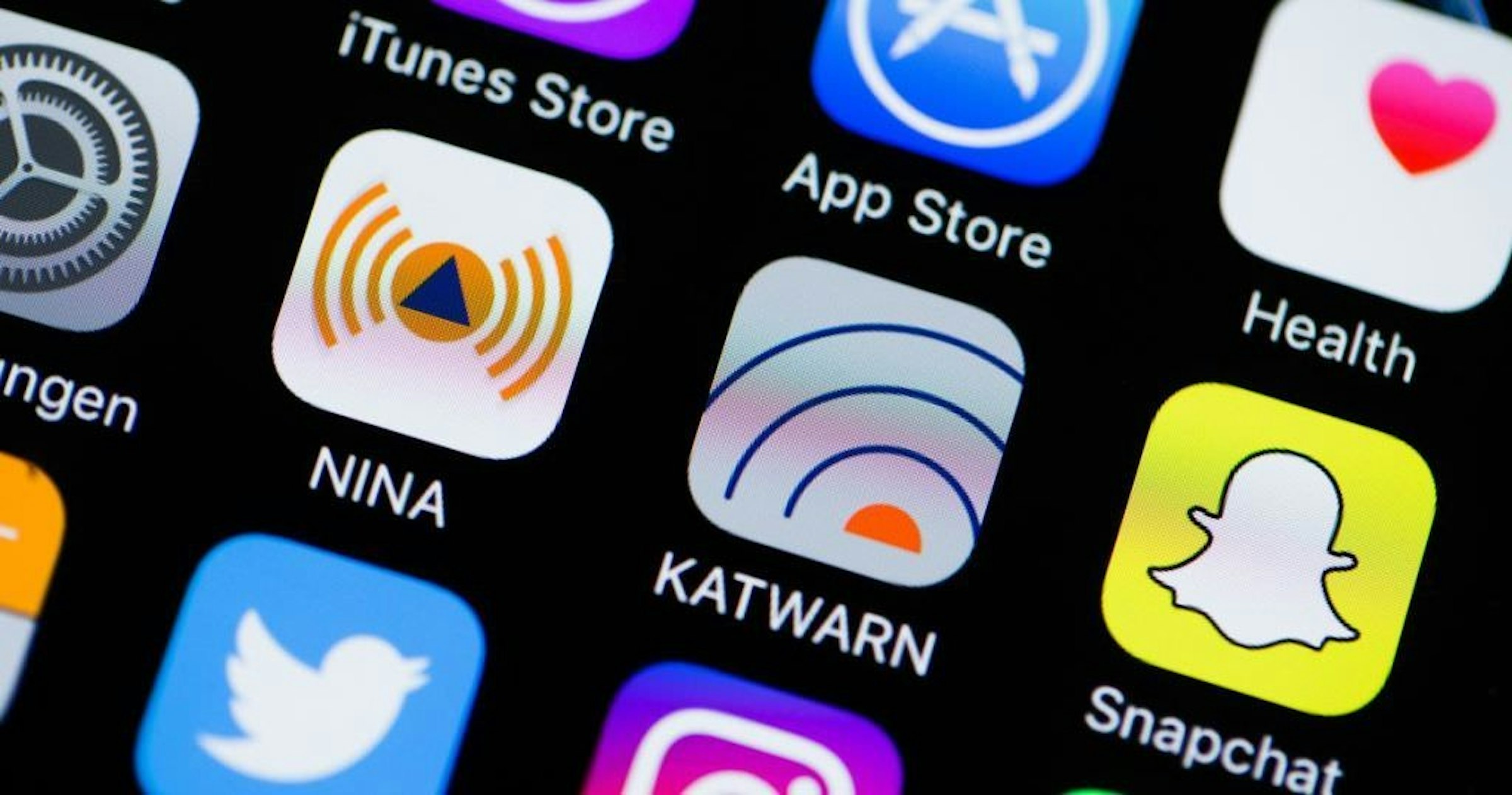 是去年全球App下載量累積達1759億次、消費金額累積超過860億美元這篇文章的首圖