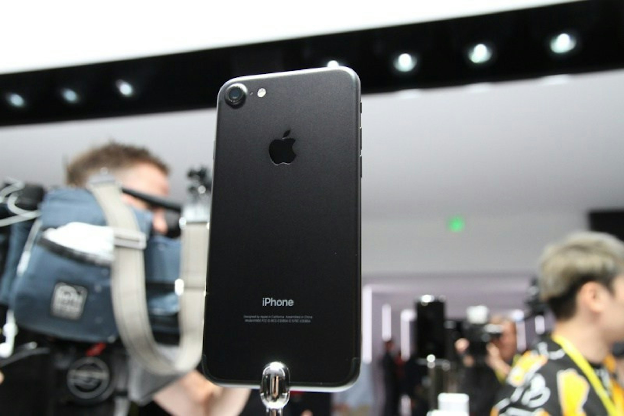 是快速動手玩／iPhone 7系列 強化相機、全新Home鍵設計這篇文章的首圖