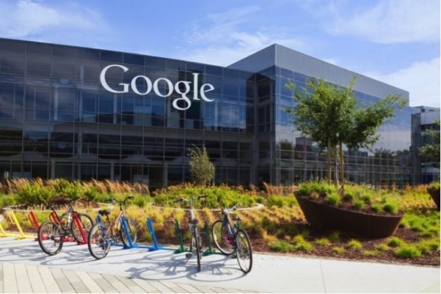 是Google上市13年股價終於突破了1000美元大關的第3張圖