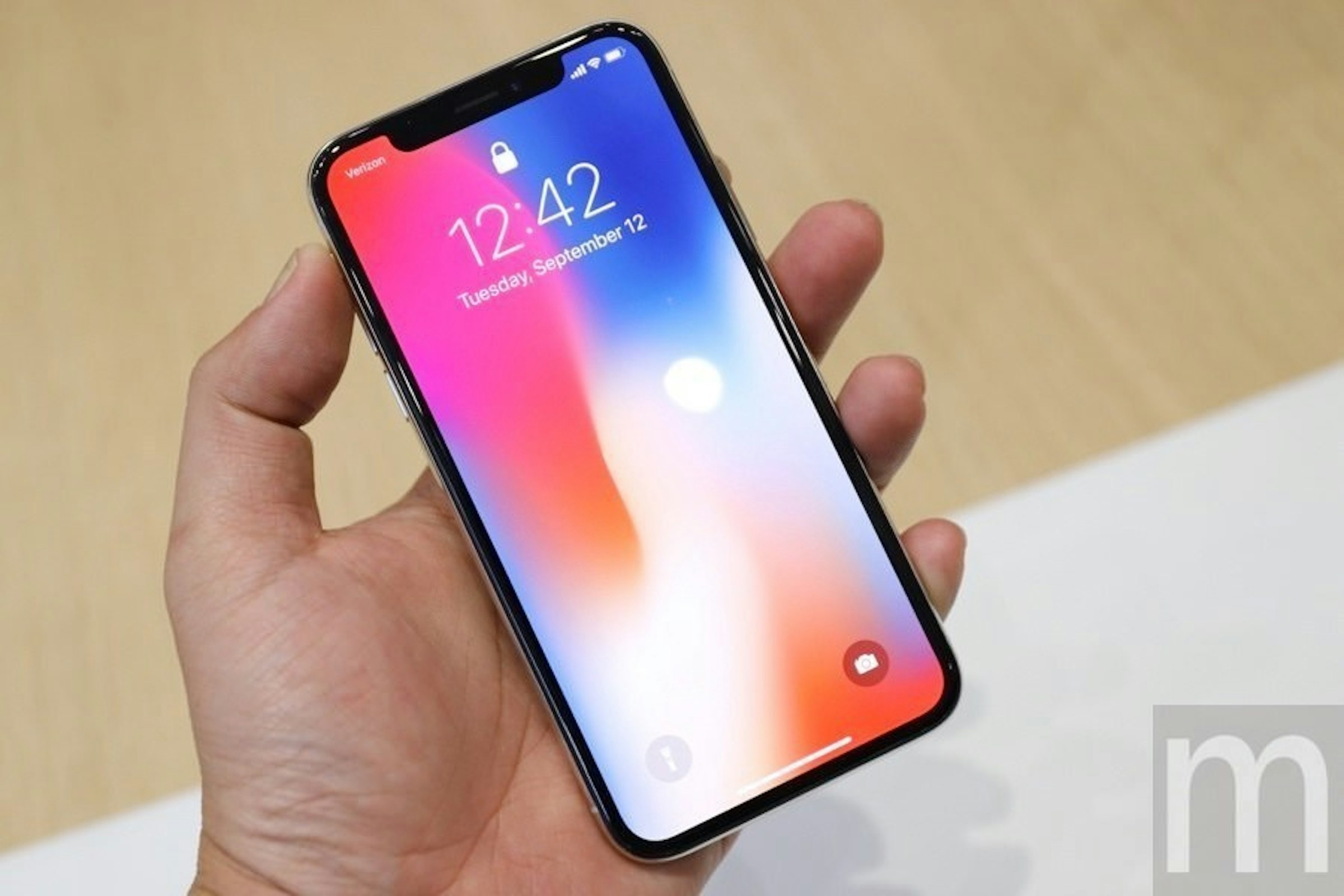 是全面走向全尺寸螢幕設計 明年5.85吋與6.46吋iPhone成為主流機種這篇文章的首圖