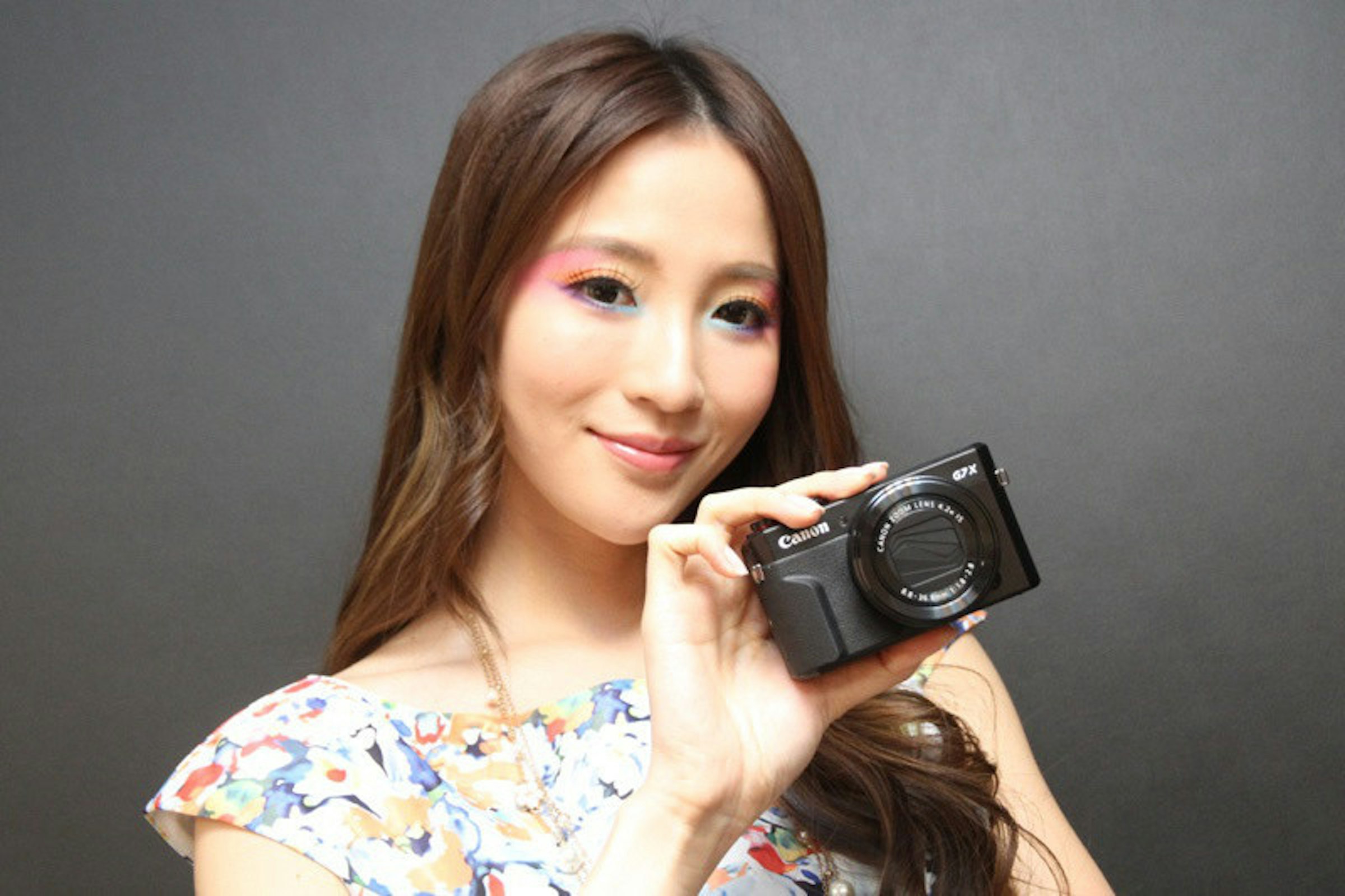 是跟進旗艦機種腳步 Powershot G7 X Mark II登台這篇文章的首圖