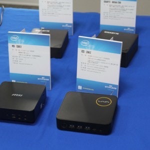 是Intel預告第七代Core i系列處理器桌機版明年初到來的第12張圖