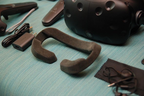 HTC VIVE