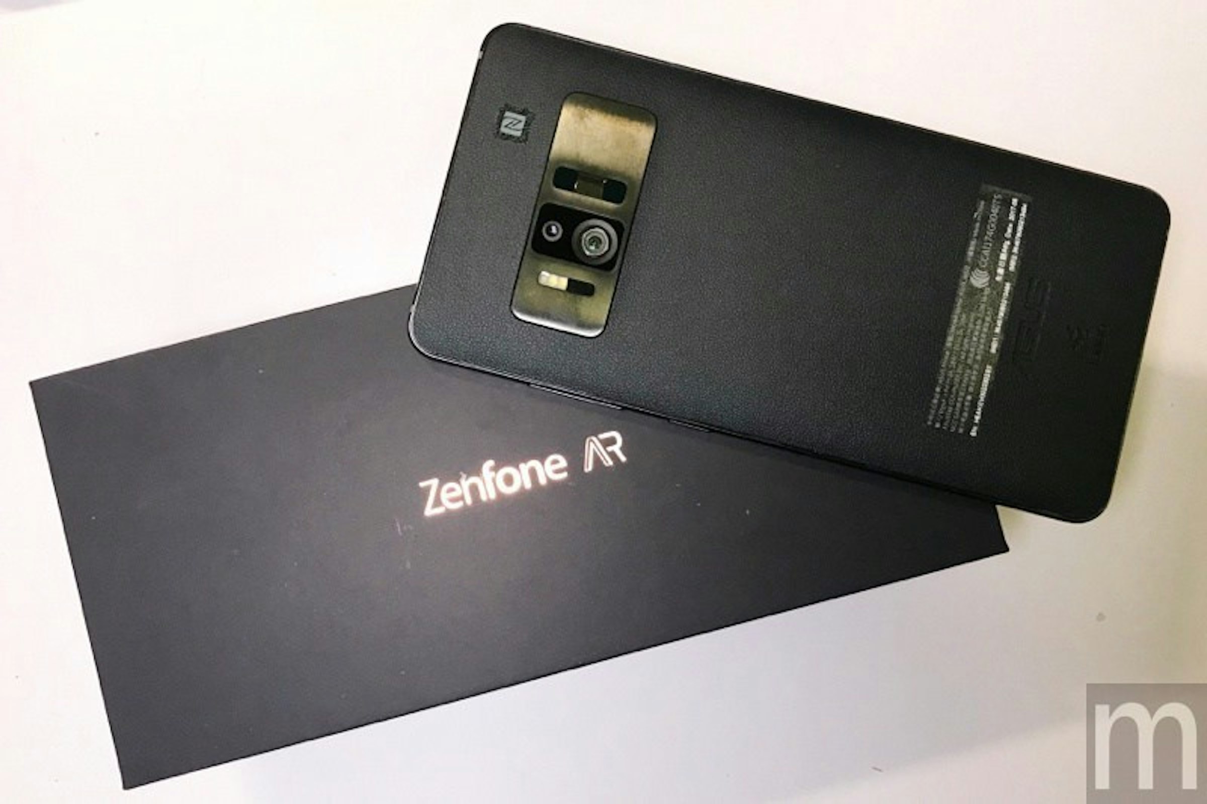是動眼看／同時對應AR、VR的手機 ZenFone AR台灣市售版開箱這篇文章的首圖