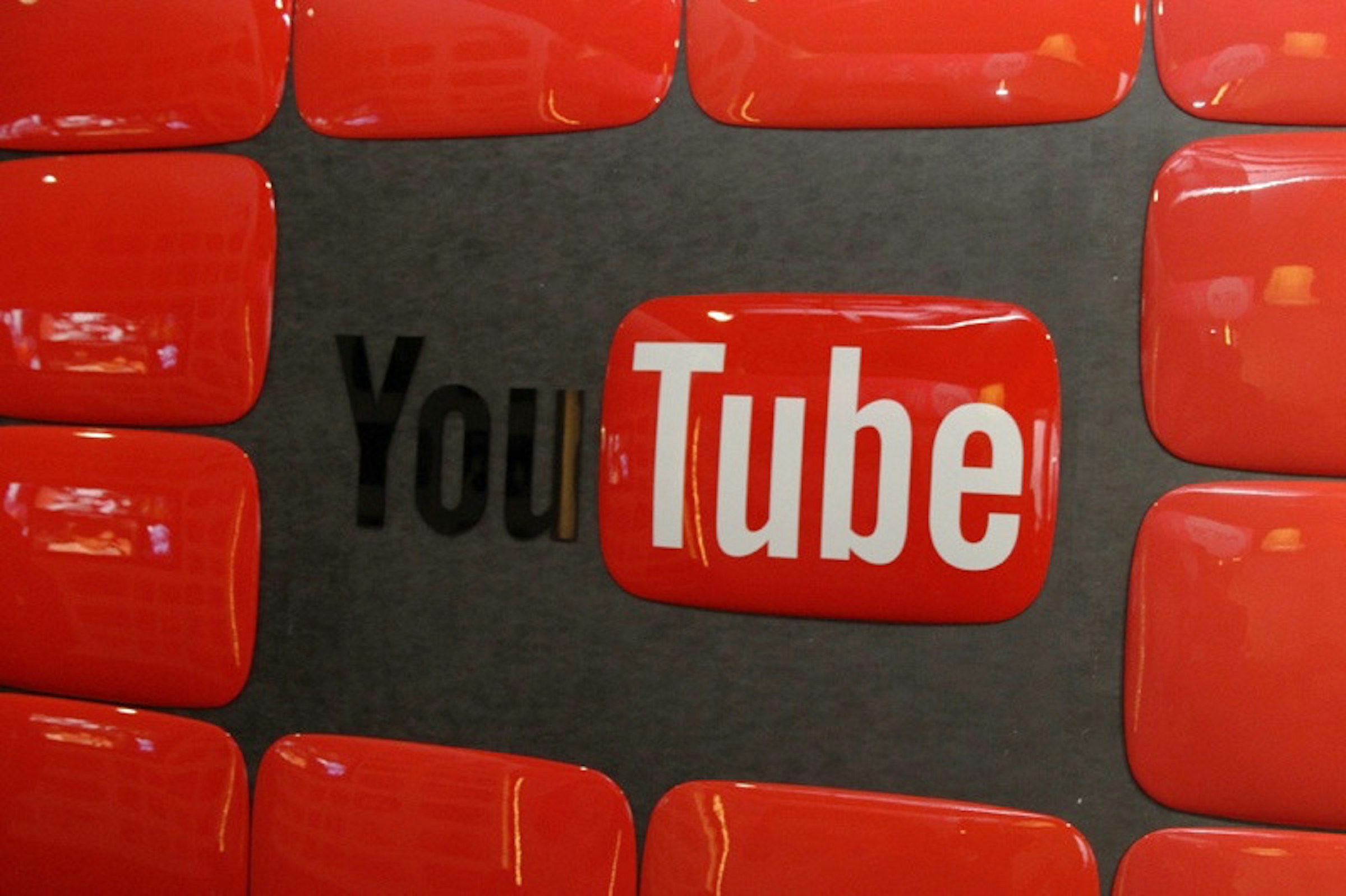 是YouTube出資協助捍衛二次創作合理使用權這篇文章的首圖