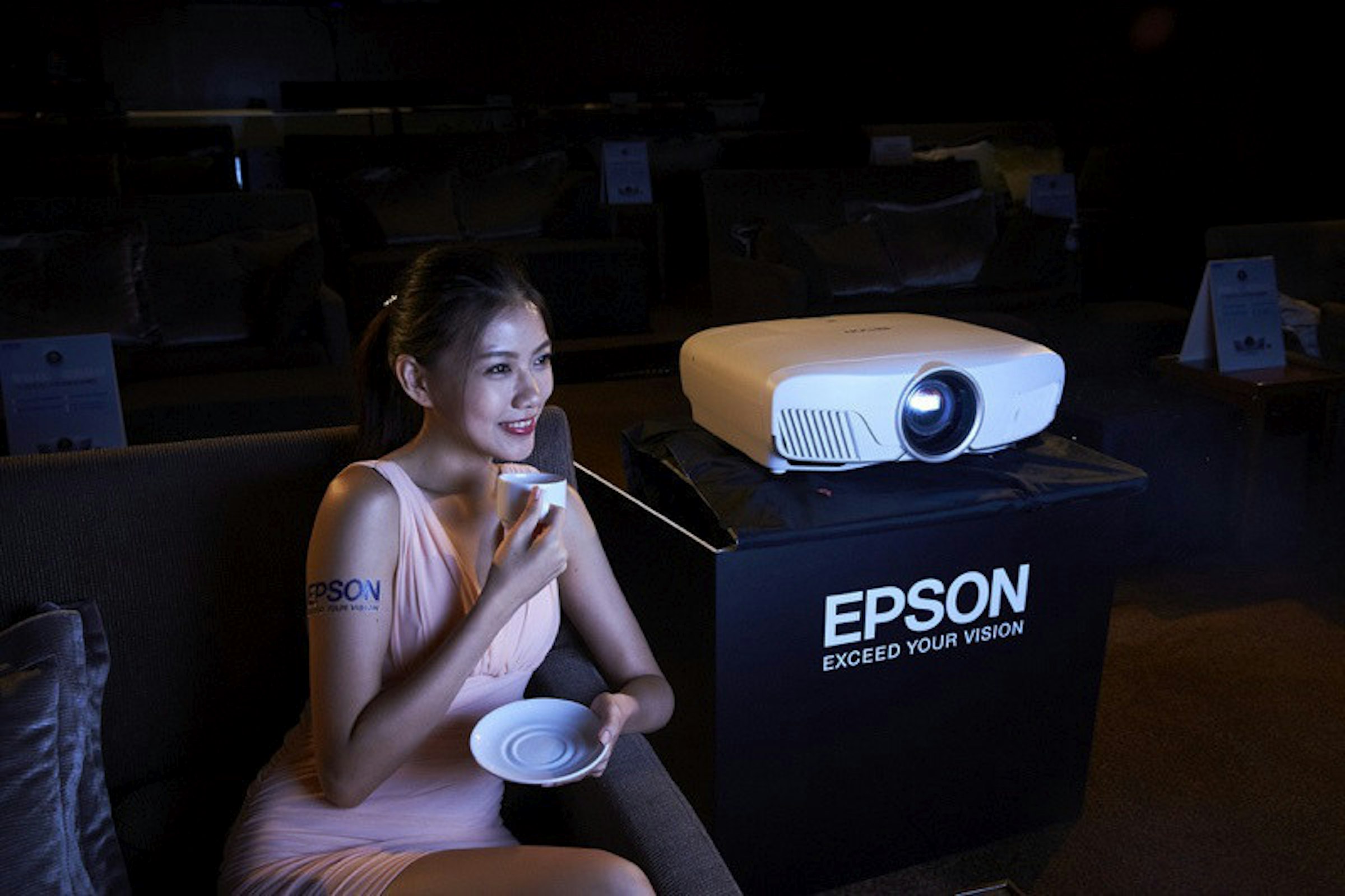 是Epson推全球首款無線4K投影機 價格親民設定這篇文章的首圖