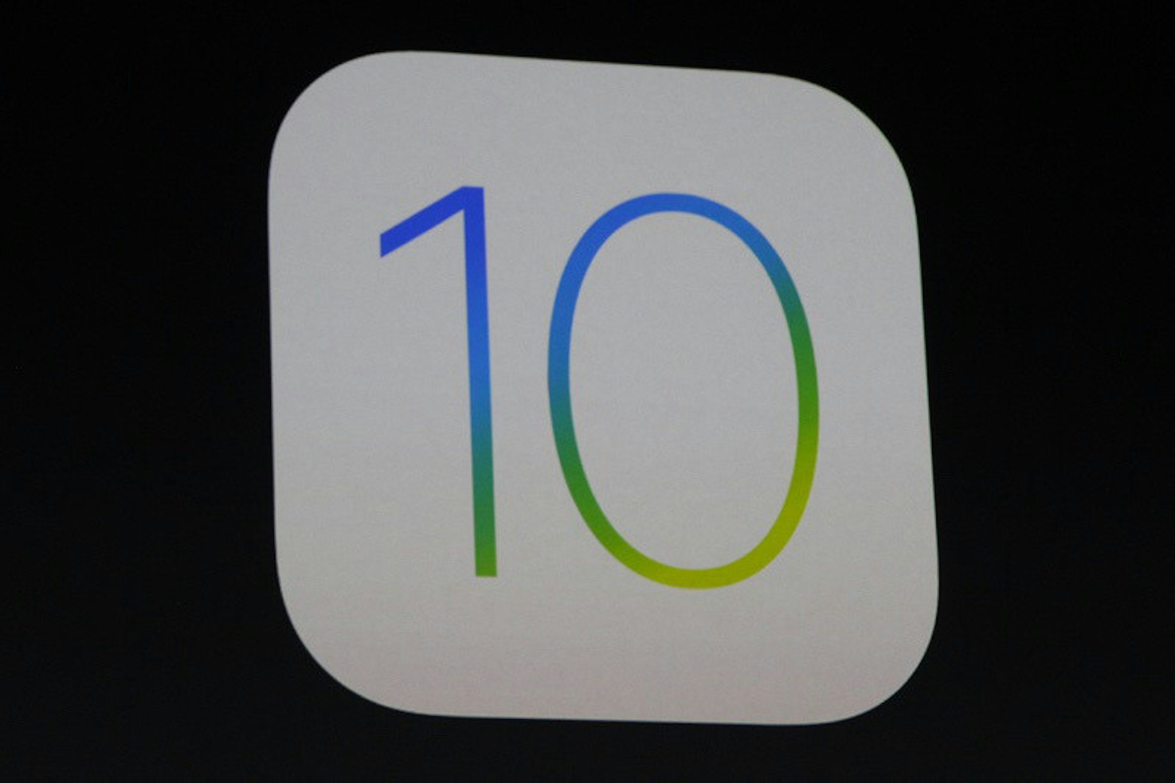 是iOS 10大更新 善用3D Touch、強化Siri這篇文章的首圖