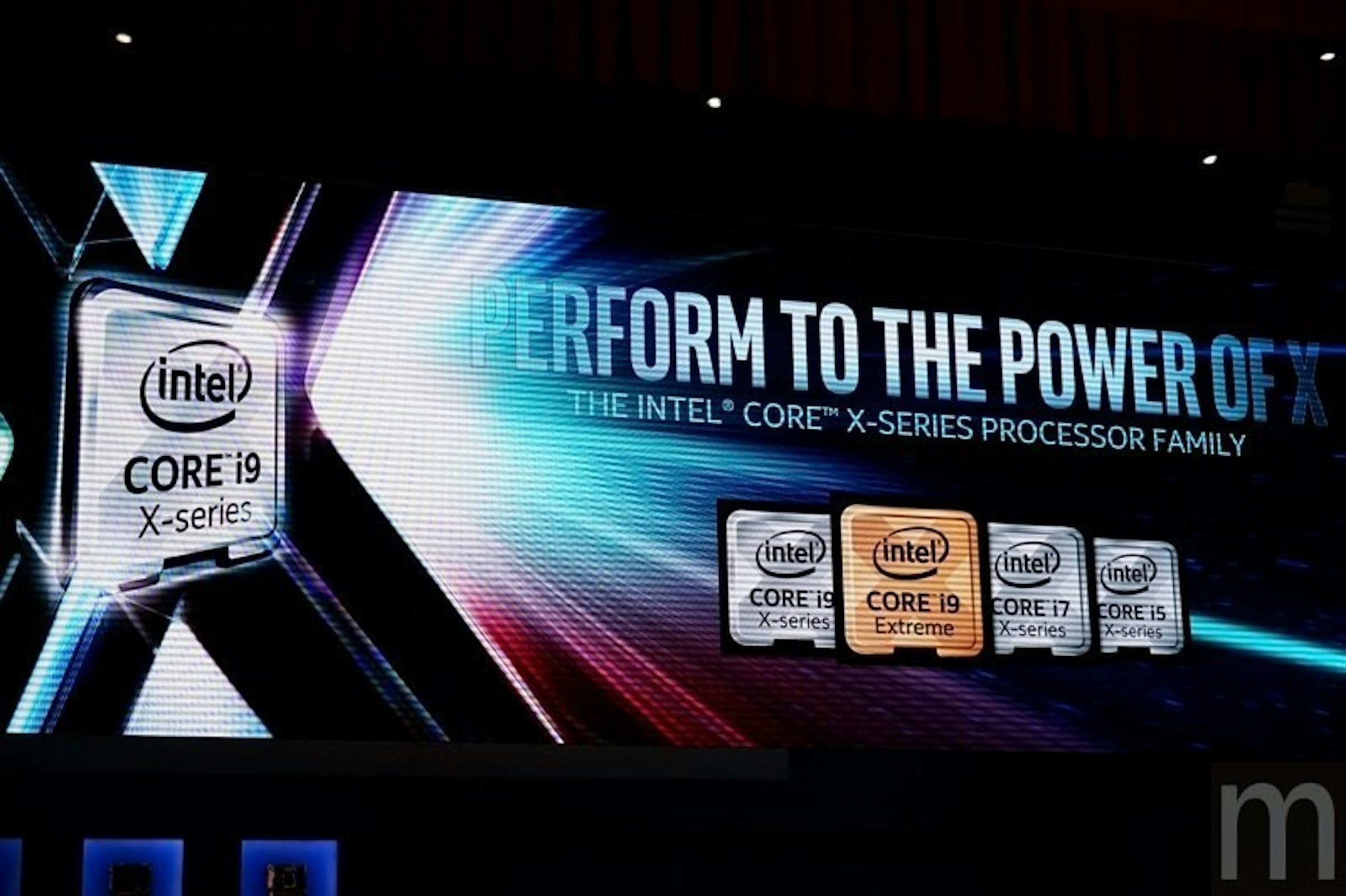 是Intel採18核心設計的Core i9處理器可能延至明年推出這篇文章的首圖