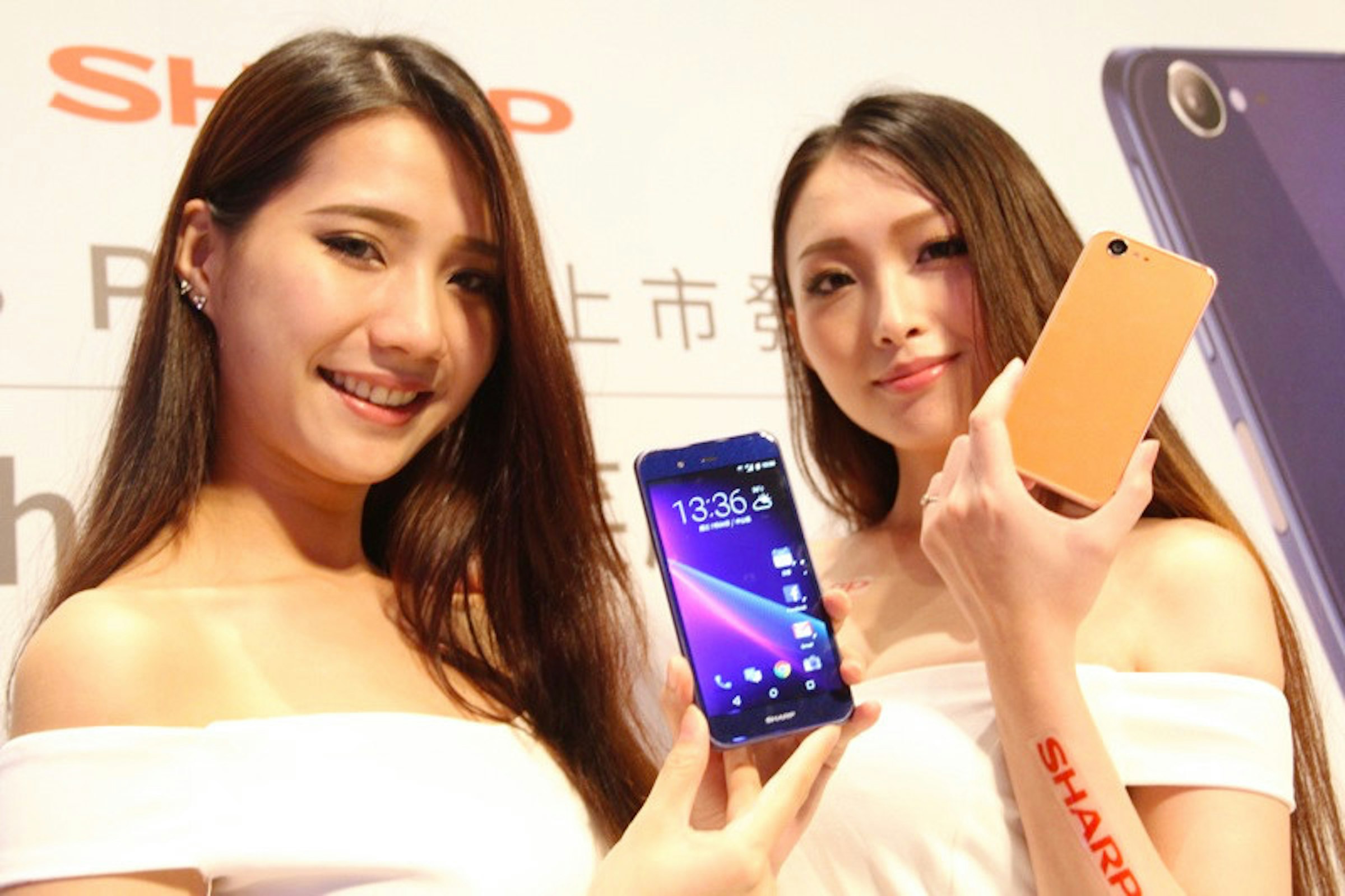 是夏普手機重新登台 機器人手機亮相這篇文章的首圖