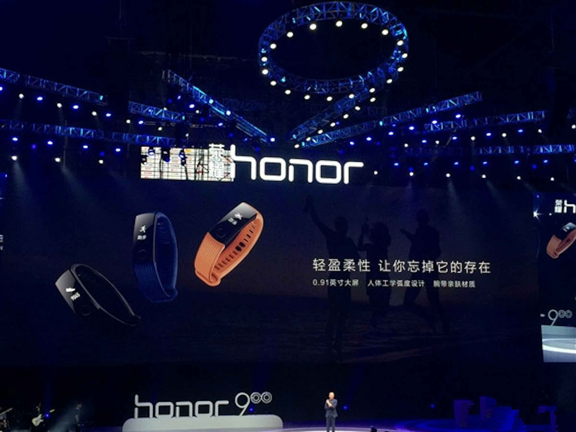 是最新Honor手環3正式發布！心率監測、續航30天、50米防水，售約RM140起！這篇文章的首圖