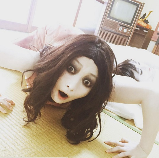 是咒怨恐怖角色母子生活IG 你敢追蹤嗎?的第2張圖
