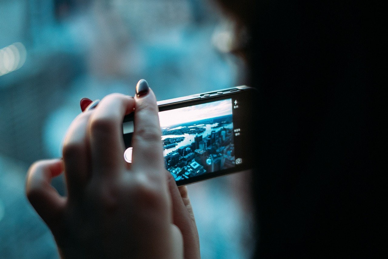 是手機無限流量,有可能取代固網和 Wi-Fi 路由器嗎?的第5張圖