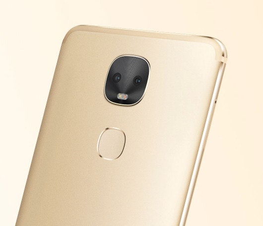 是LeEco發表雙鏡版Le Pro 3 AI手機的第3張圖