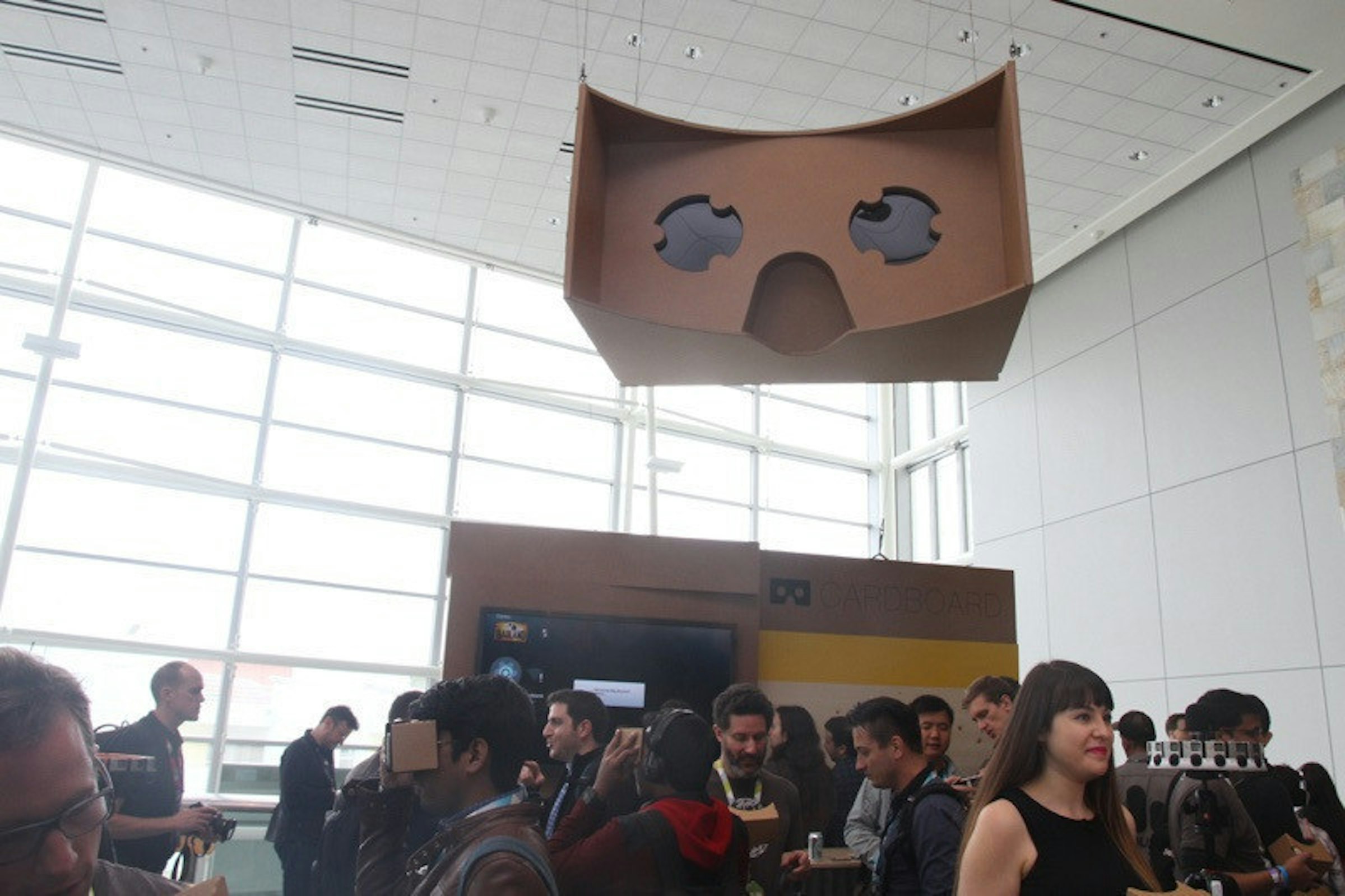 是Google計畫打造自有VR硬體 與Android深度整合這篇文章的首圖