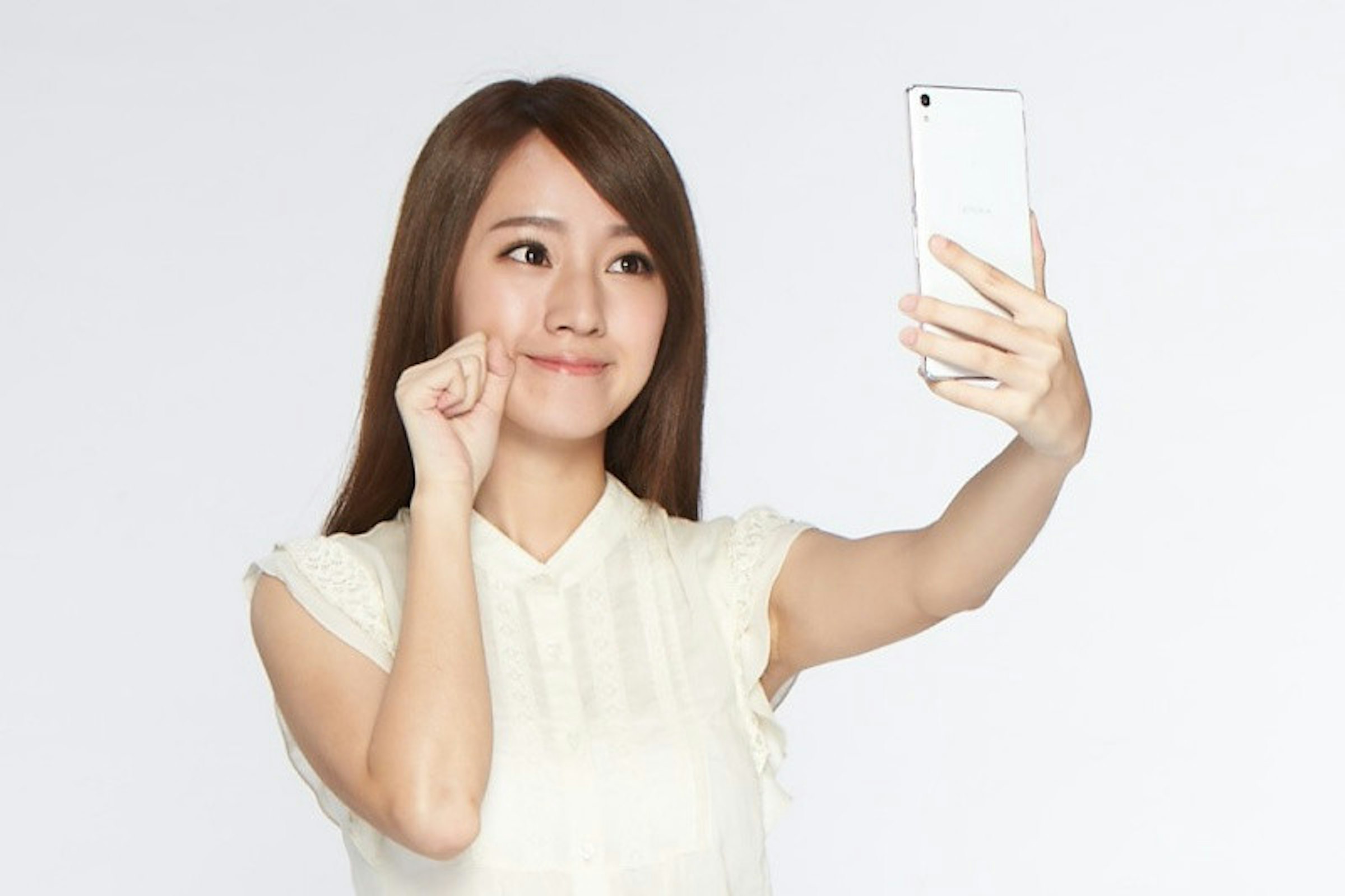 是Xperia XA Ultra在台上市 分享自拍絕技再送一支這篇文章的首圖