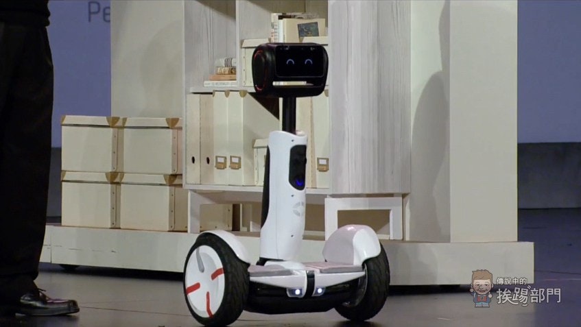 是這不是小米九號平衡車嗎？小米＆Ninebot  聯手打造 Sageway 變形機器人 CES 2016 正式亮相！這篇文章的首圖