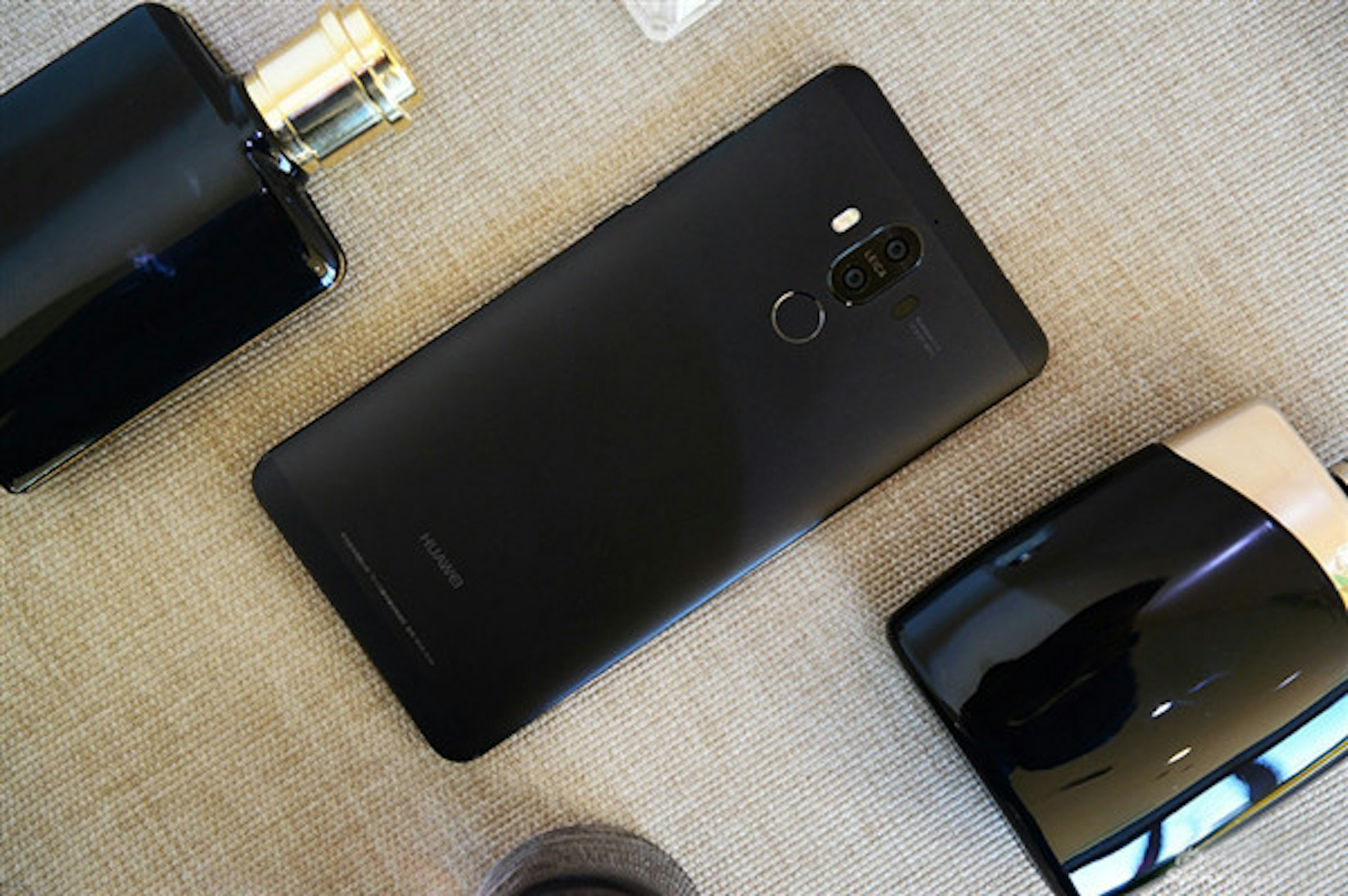 是大馬人好消息!!! 黑色版Huawei Mate 9已經抵馬！價錢RM2699，3月3日限量開賣！這篇文章的首圖