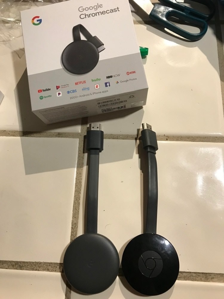 是美國Best Buy似乎提早開賣新一代Chromecast,外觀稍作改變的第3張圖