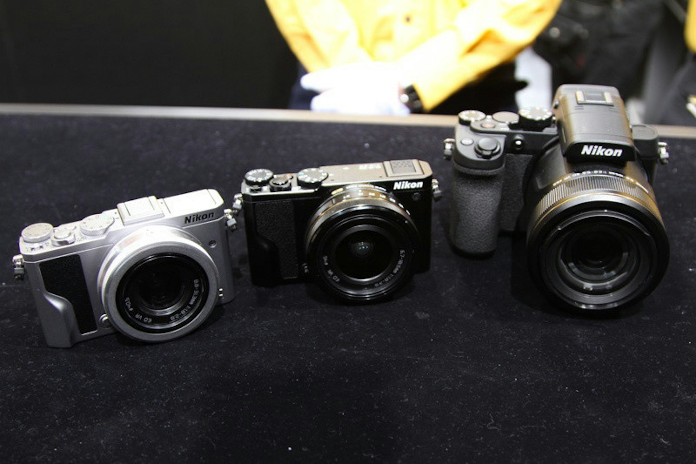 是Nikon DL系列動眼看 將單眼功能下放這篇文章的首圖