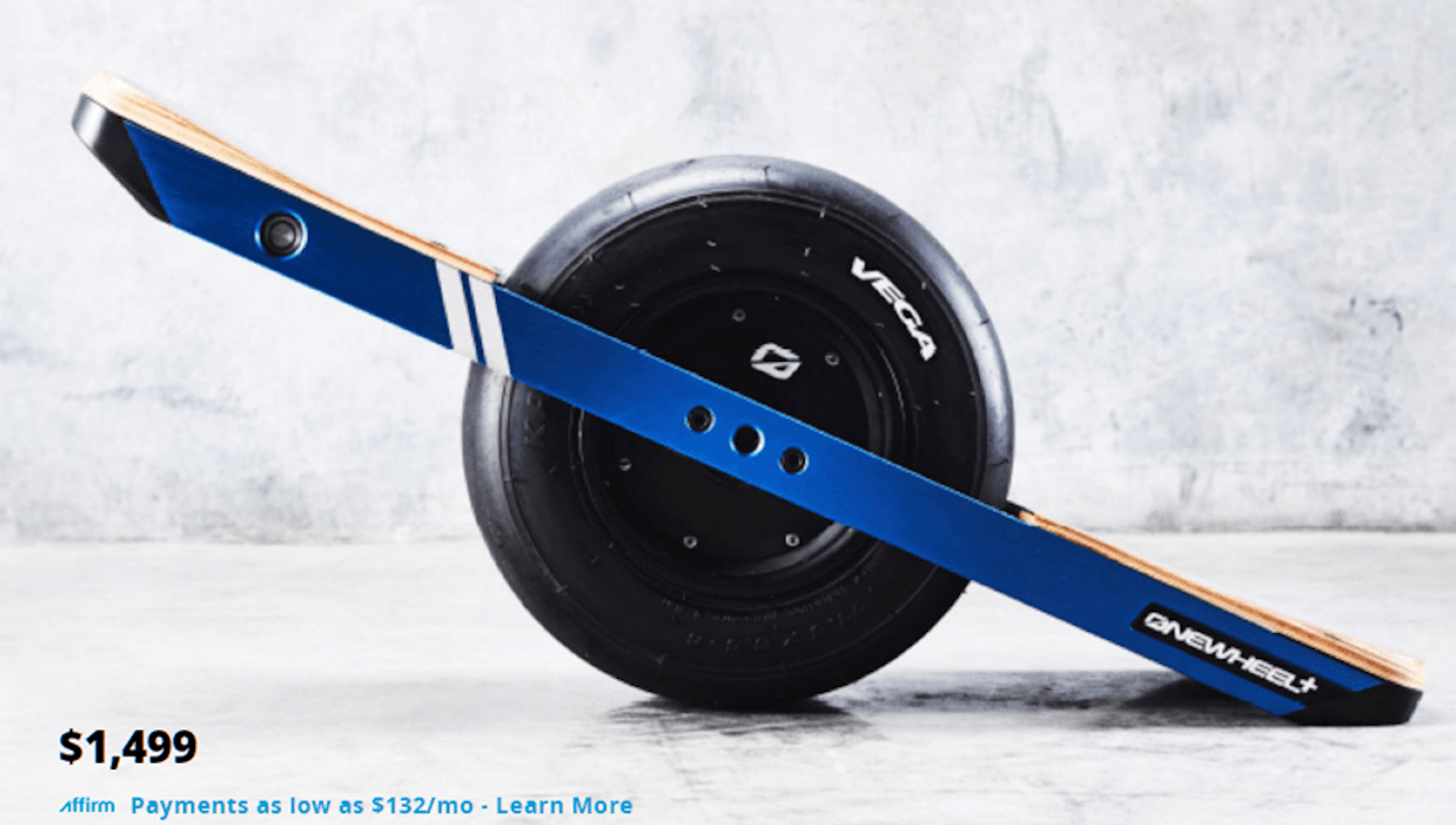 是硬是要學科技新知：CES 2017報導：全新 OneWheel+ 電動滑板，輕鬆上手、騎得拉風這篇文章的首圖