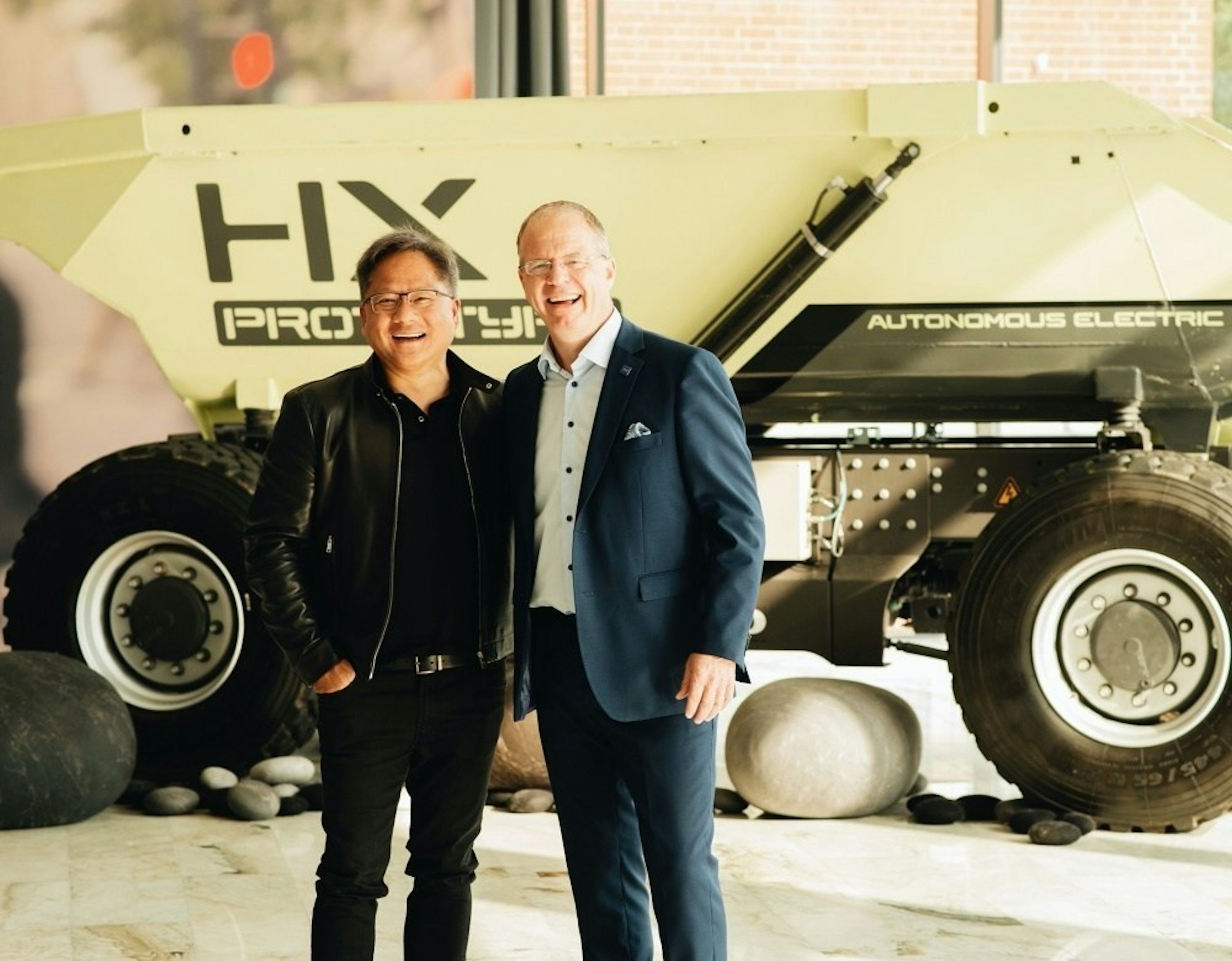 是NVIDIA攜手Volvo打造自駕卡車，協助傳統運輸業轉型這篇文章的首圖