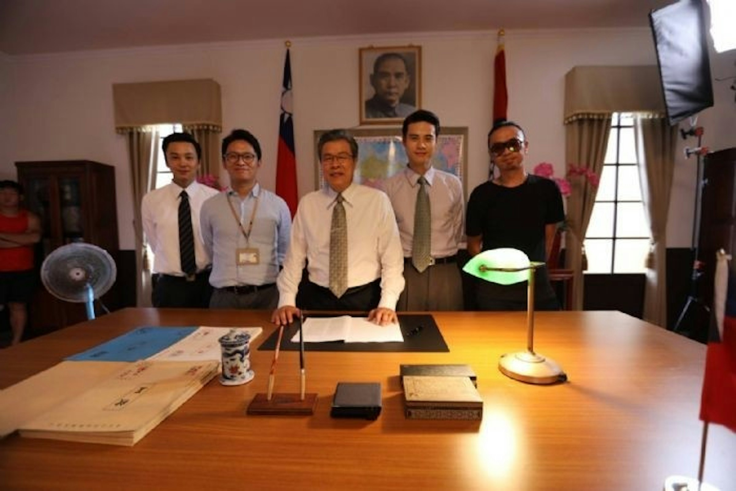 是電視劇《國際橋牌社》於桃園海軍基地借景拍攝這篇文章的首圖