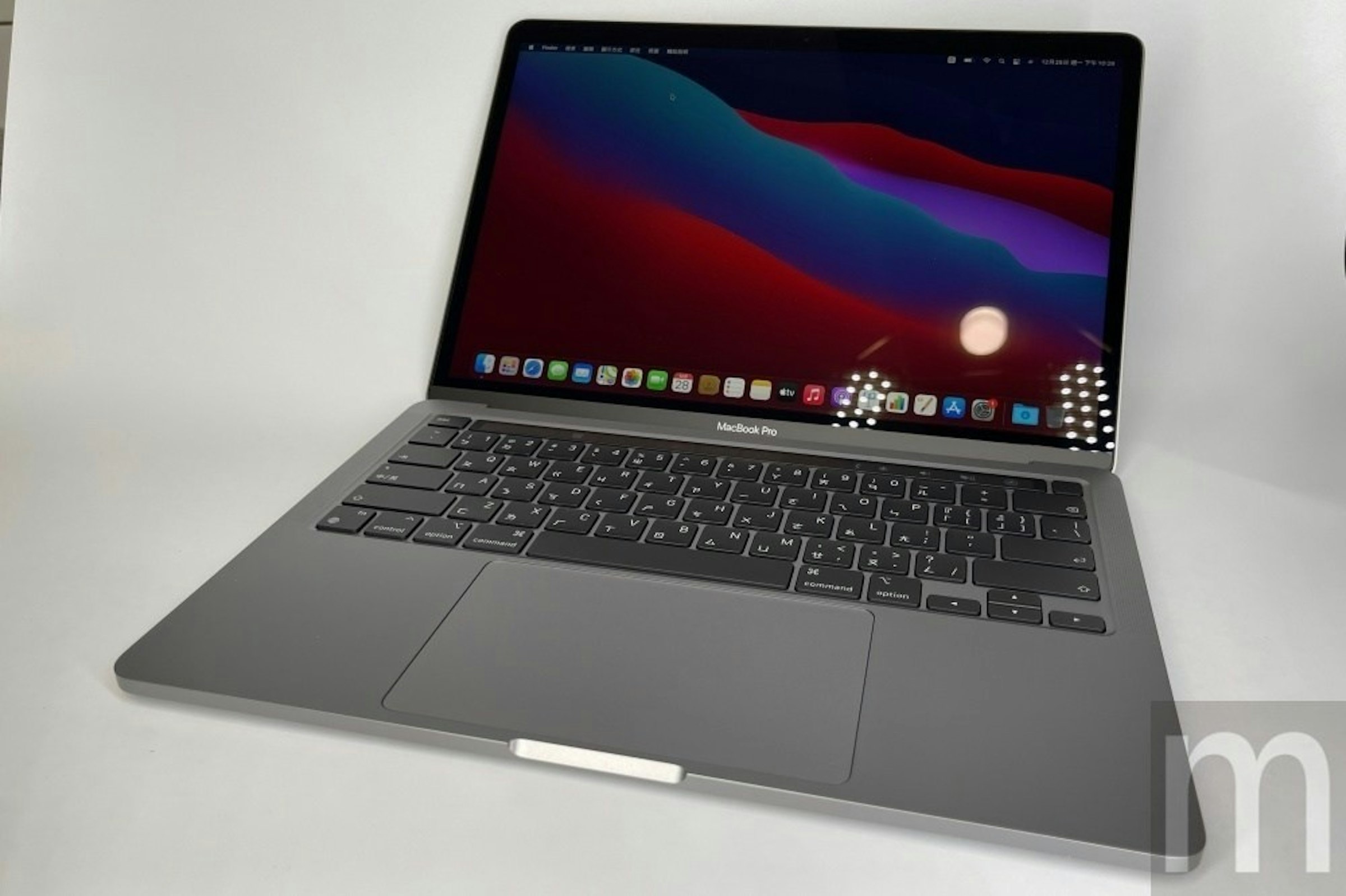 Apple M1 版macbook Pro簡單玩 使用模式如常 似乎就差個常時連網設計 1523 Cool3c