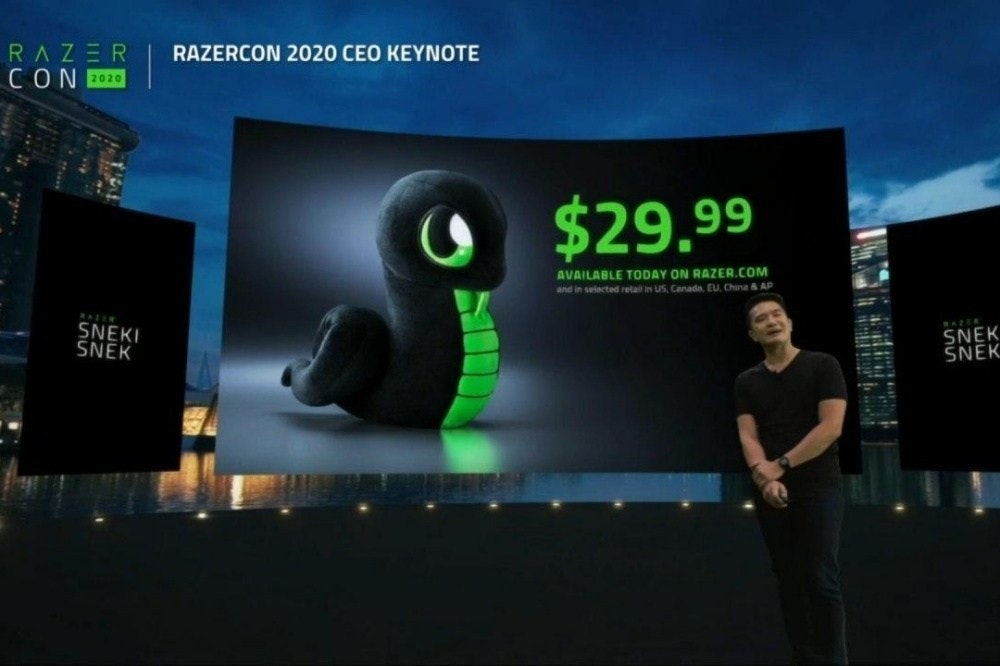 照片中提到了RAZER、CON 2020、RAZERCON 2020 CEO KEYNOTE，包含了小工具、麥克風、顯示裝置、多媒體、頭戴式耳機