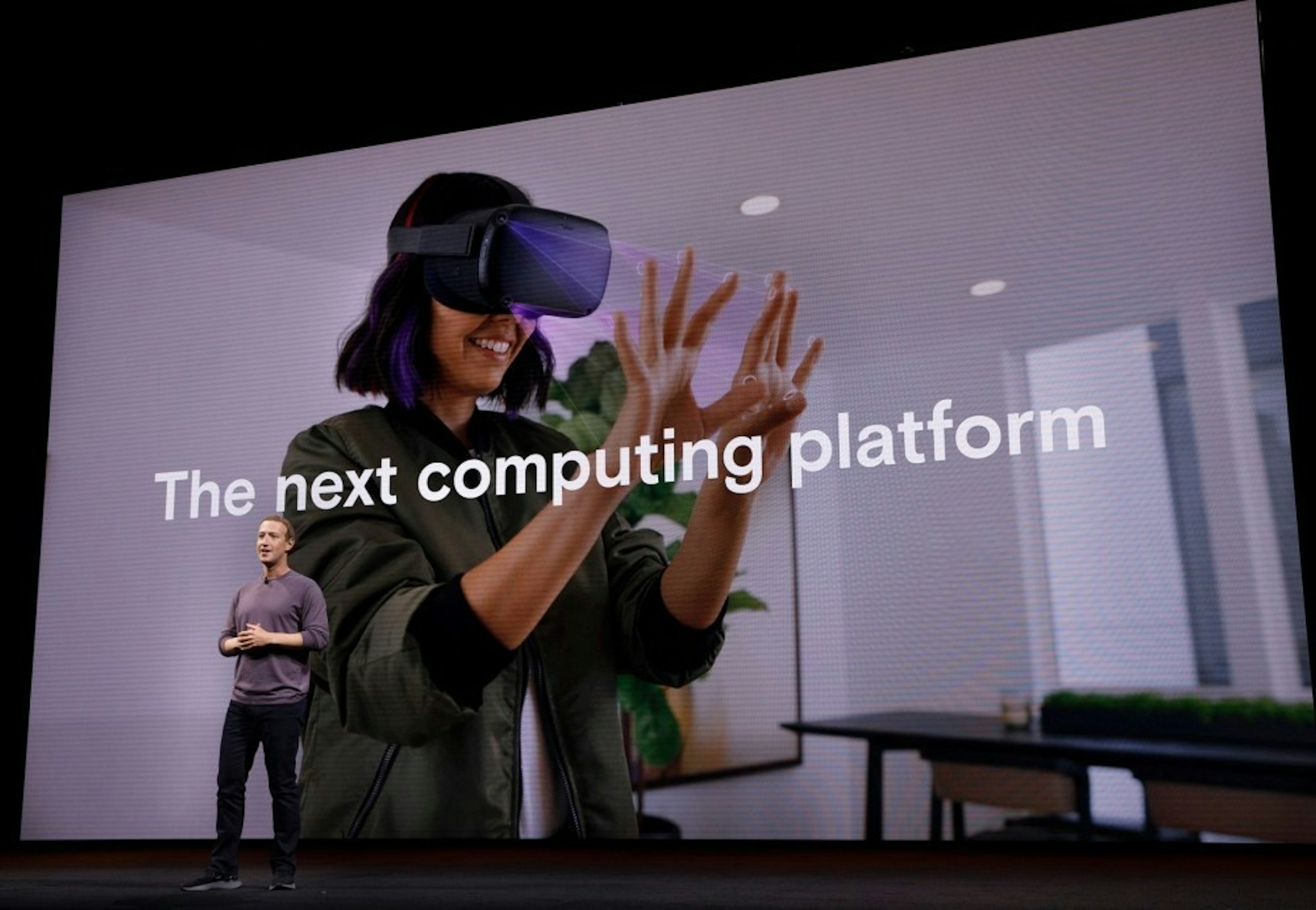 照片中提到了The next computing platform，包含了Oculus Connect 6、Oculus任務、Oculus VR、虛擬現實、增強現實