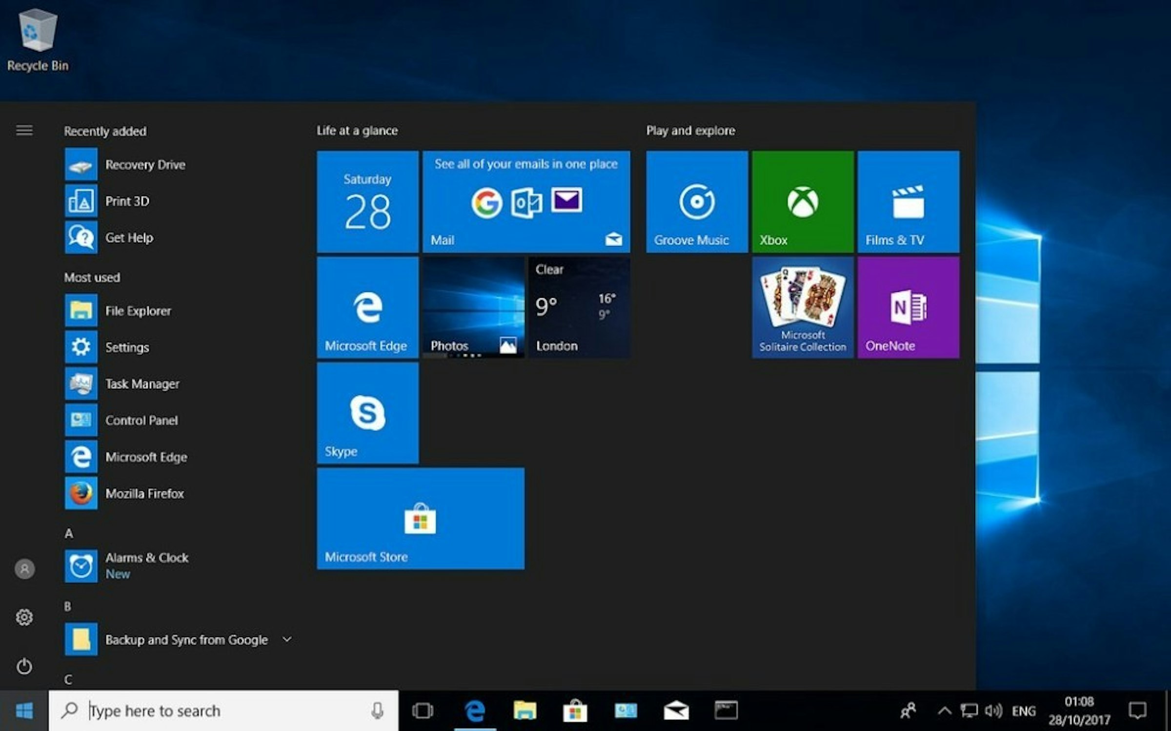 照片中提到了Recycle Bin、Recently added、Life at a glance，包含了Windows 10 Internet Explorer、Windows 10、微軟公司、微軟邊緣、IE瀏覽器