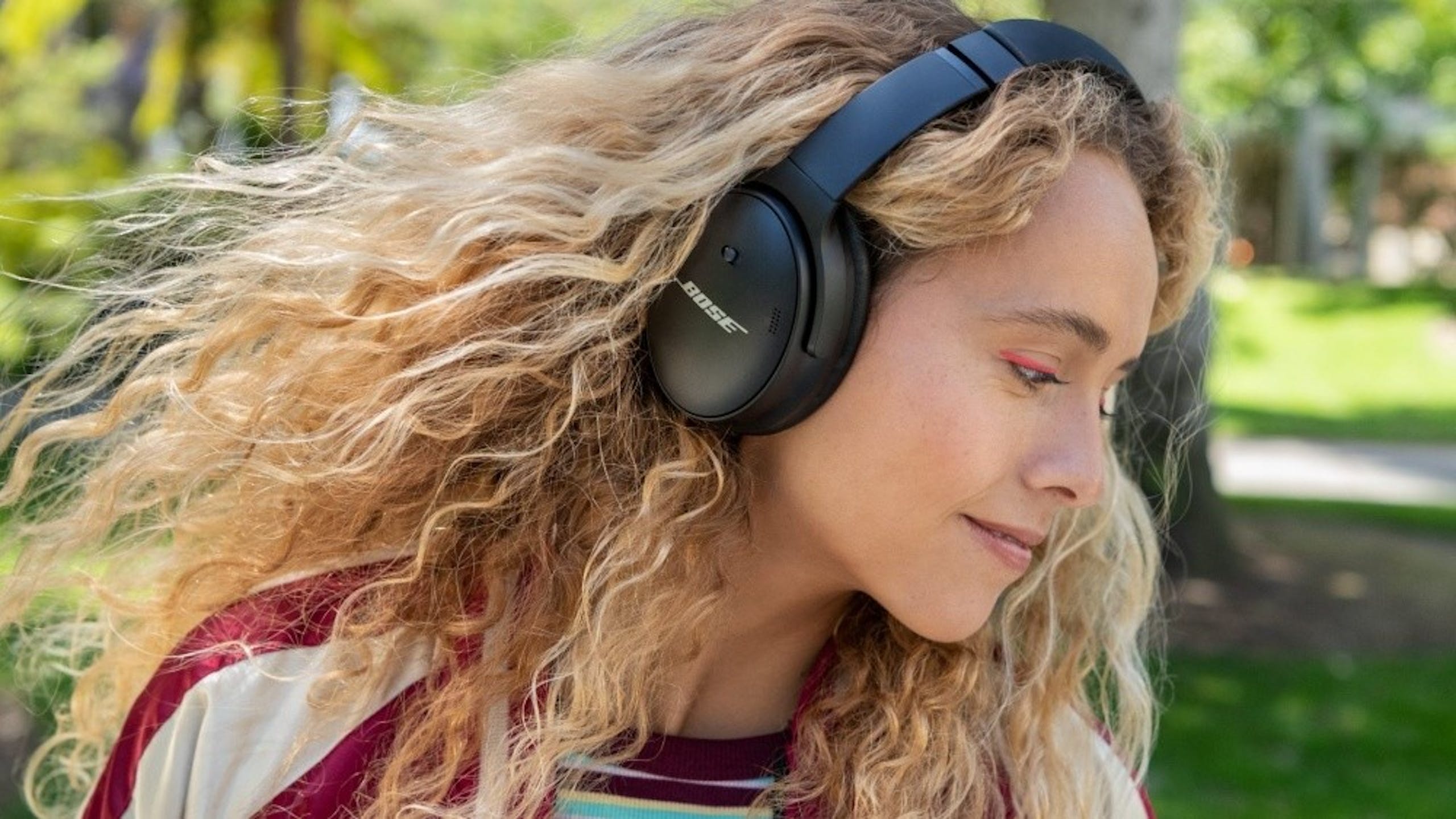 照片中跟玻色公司有關，包含了Bose QuietComfort、Bose QuietComfort 35 II、Bose QuietComfort耳塞、玻色、Bose運動耳塞