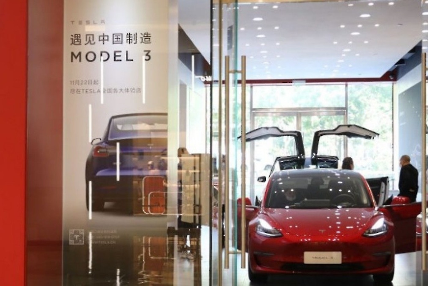 Tesla 車輛被中國軍方禁止進入 停放敏感區域因怕多組鏡頭易導致機密外洩 電動車 Cool3c